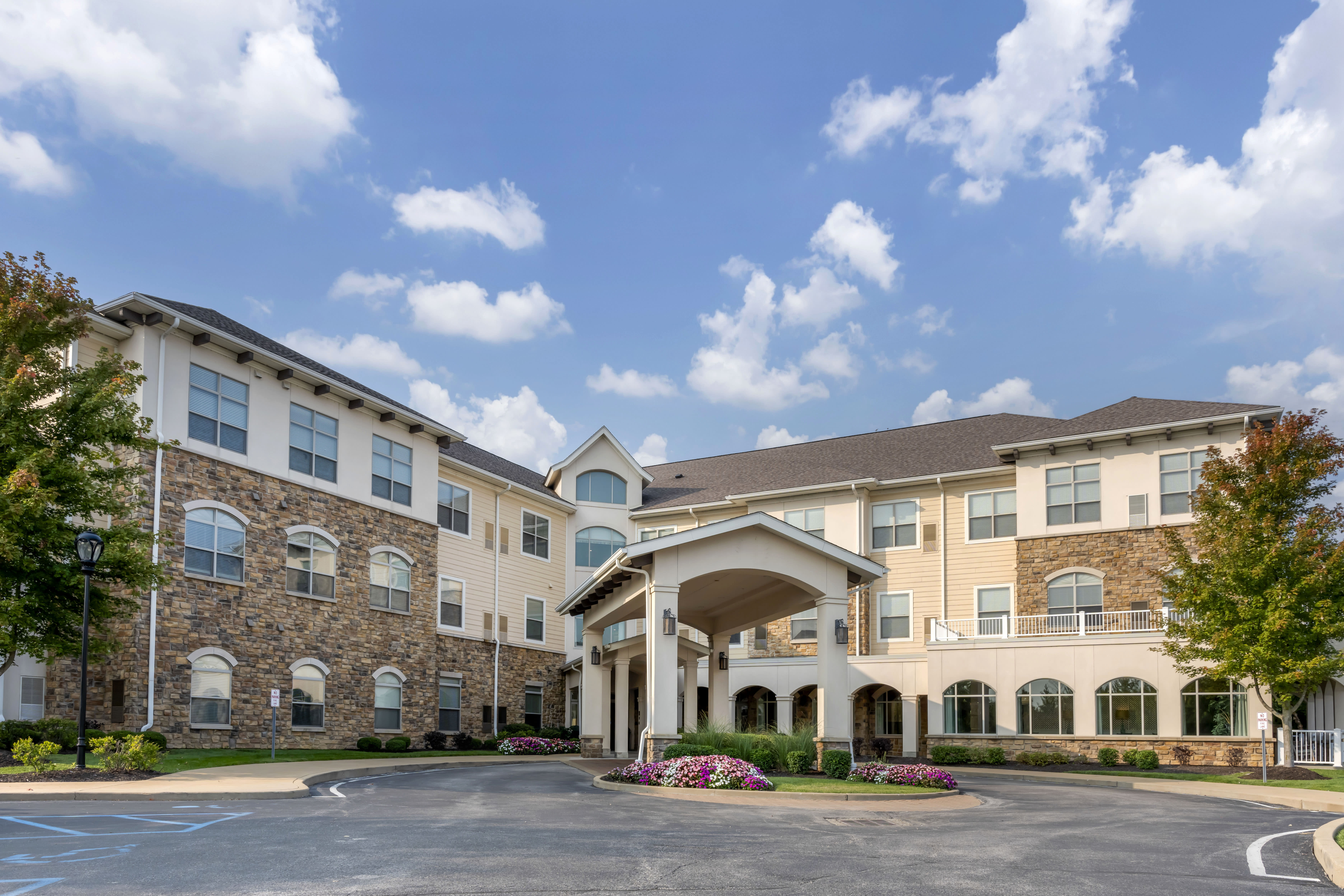 The Henry Senior Living community photo 1
