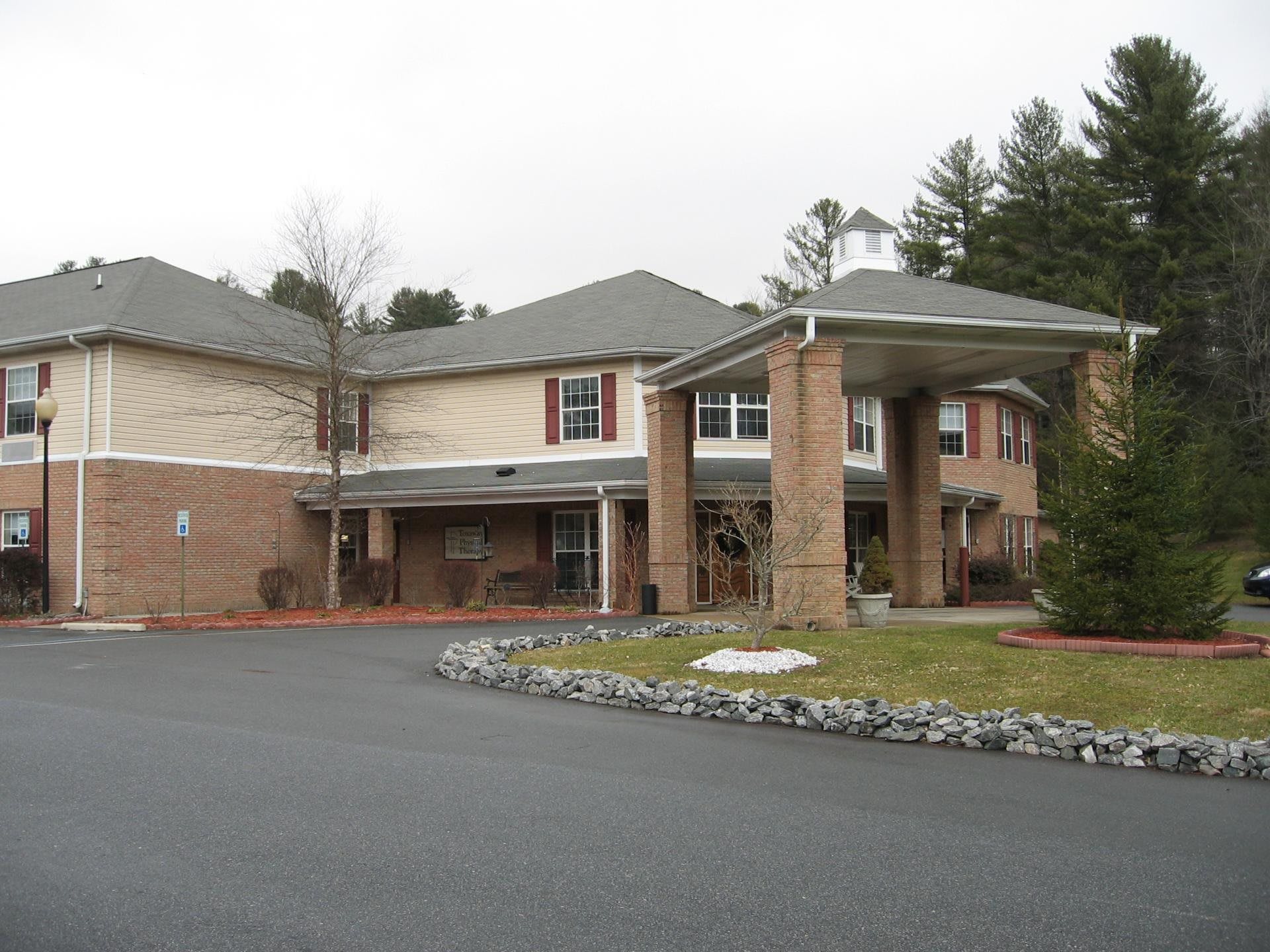 Cedar Mountain House community photo 1