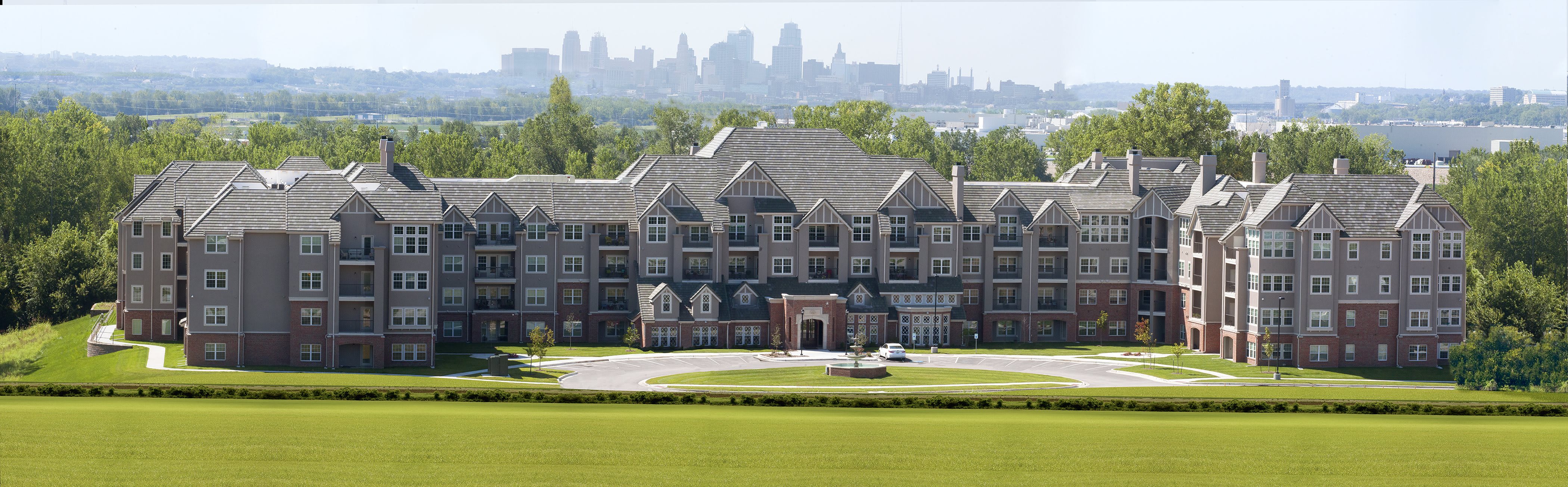 McCrite Plaza at Briarcliff community photo 1