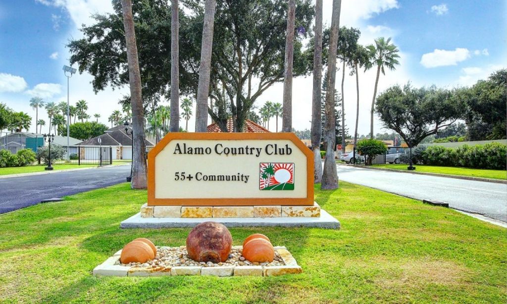 Alamo Country Club community photo 1