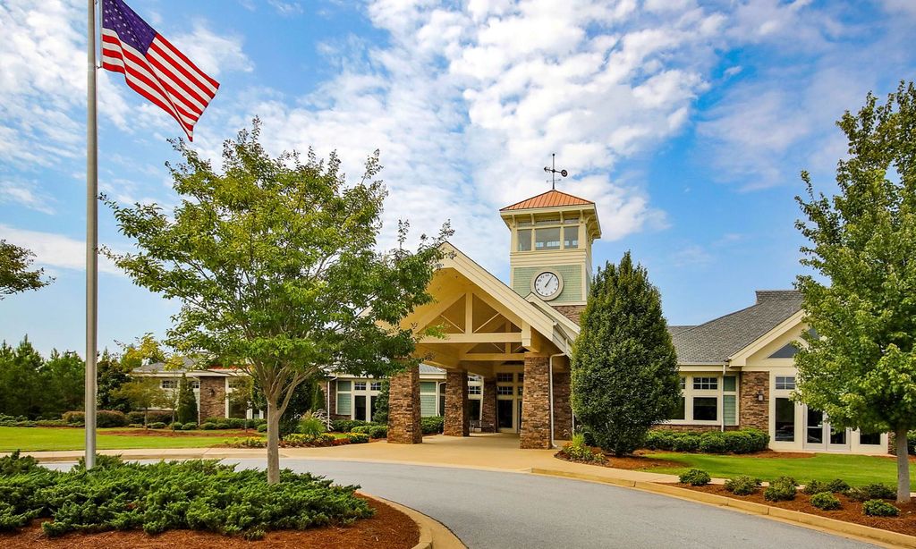 Del Webb at Lake Oconee community photo 1