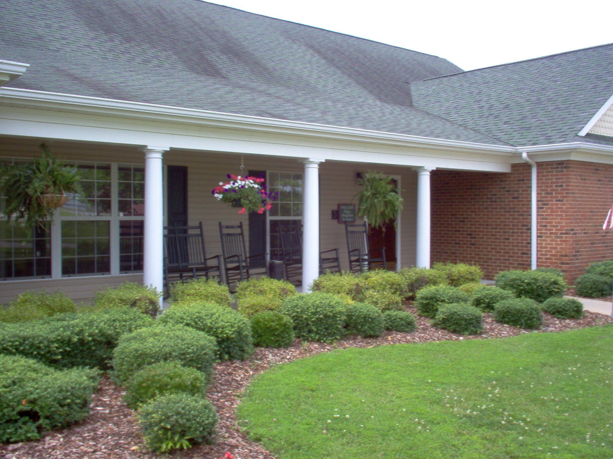 Country Cottage - Lawrenceburg community photo 1