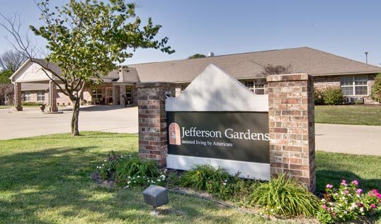 Jefferson Gardens community photo 1