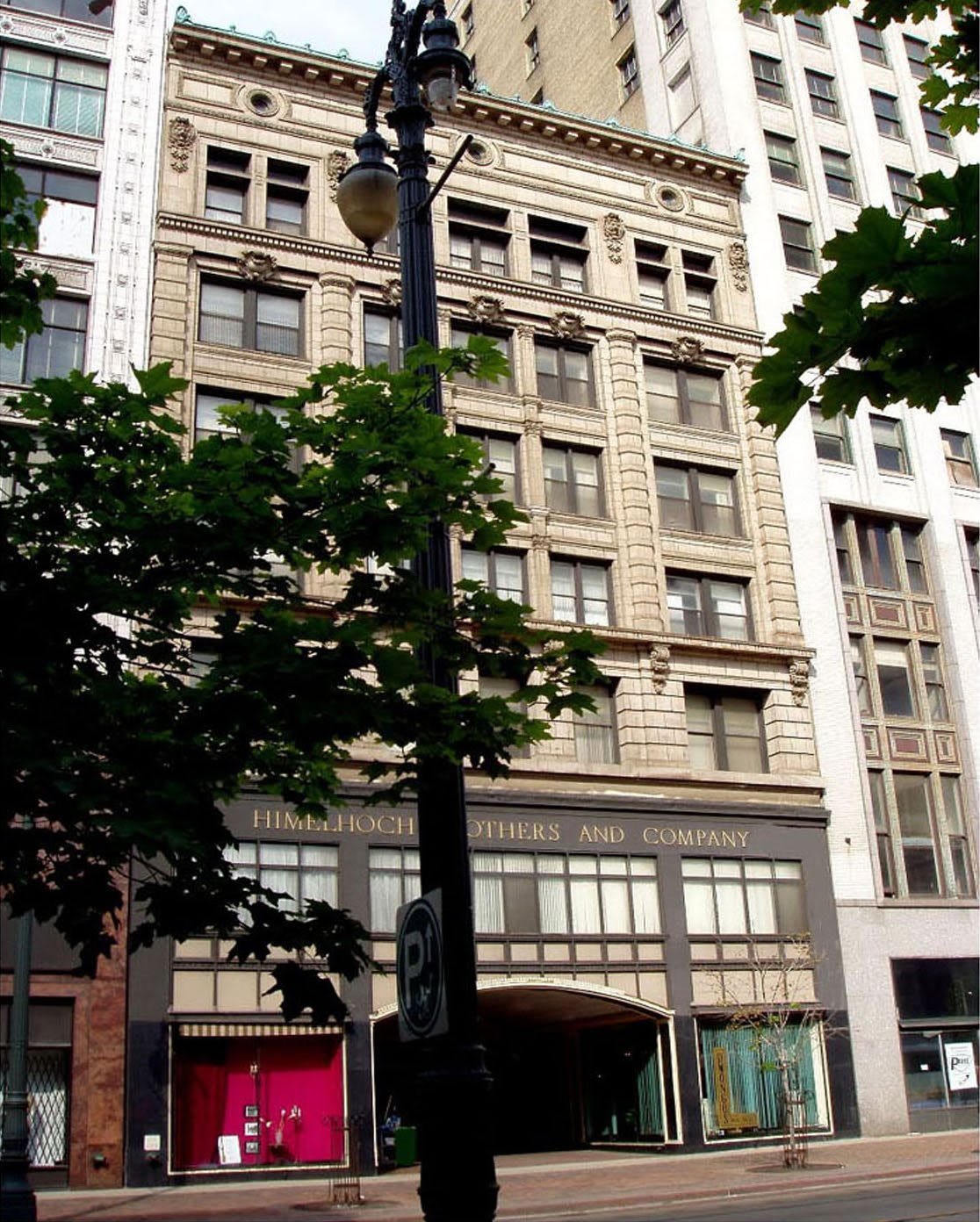 Himelhoch Apartments community photo 1