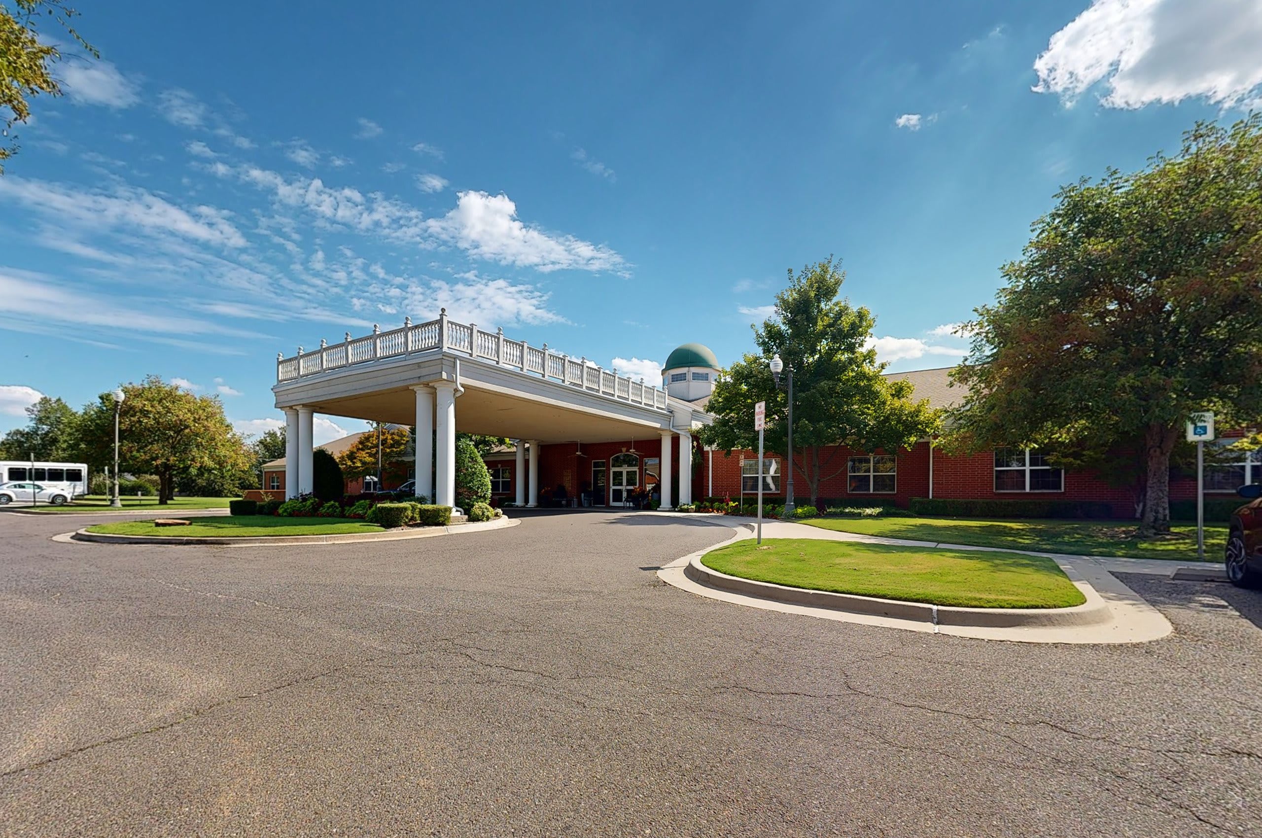 Arbor House of Midwest City community photo 1