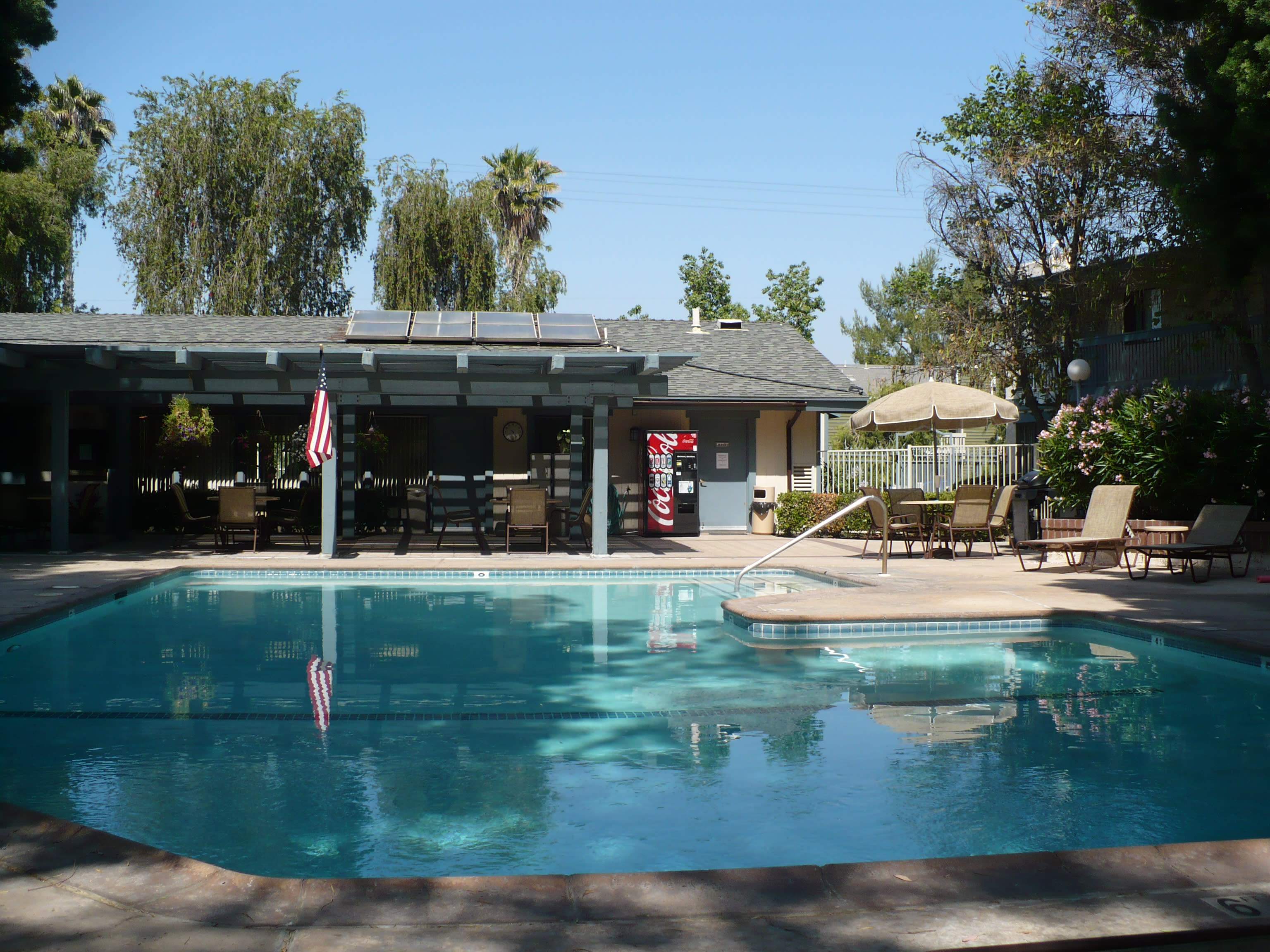 Hillside Park community photo 1