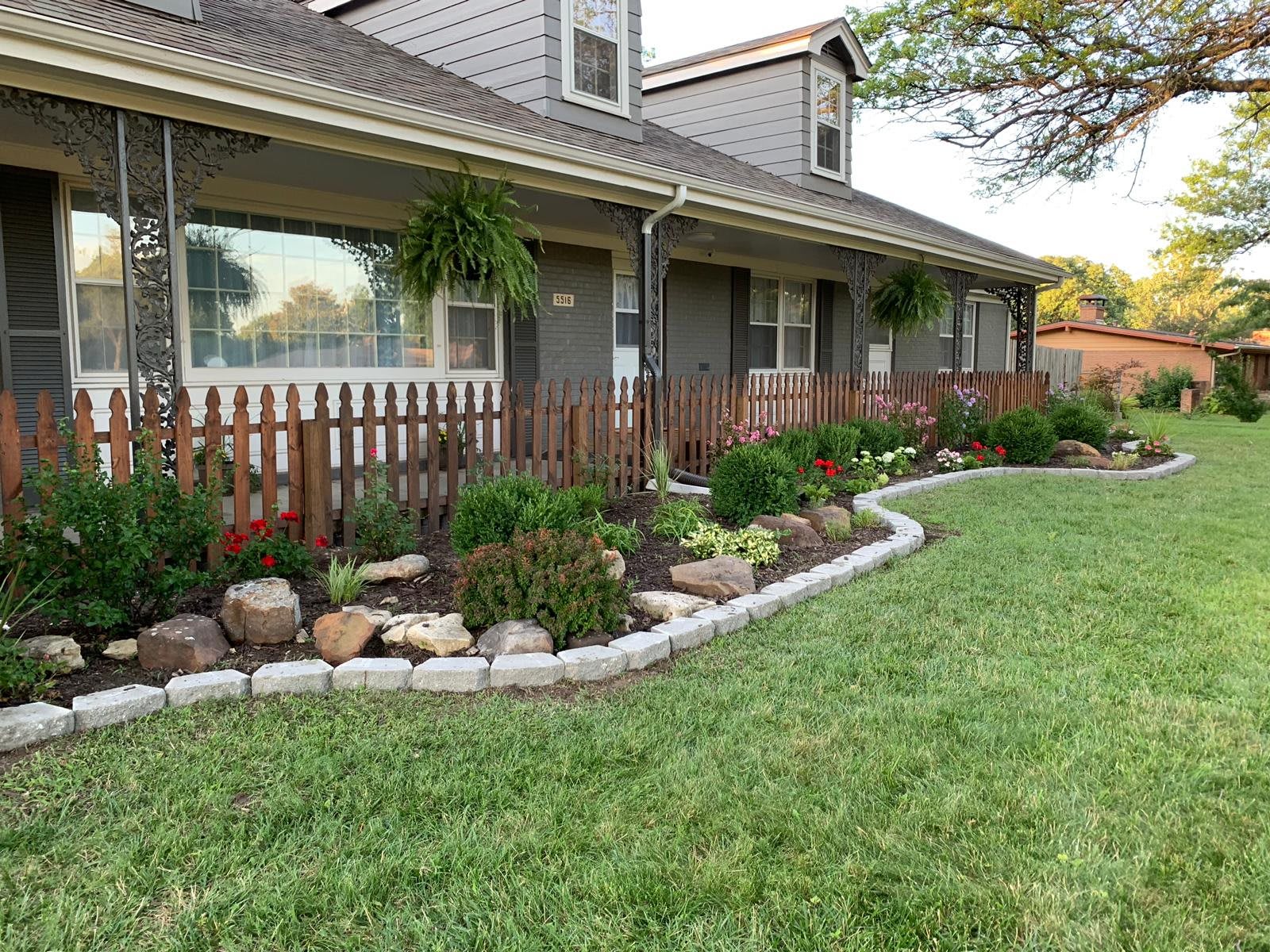 Rosewood Cottage community photo 1