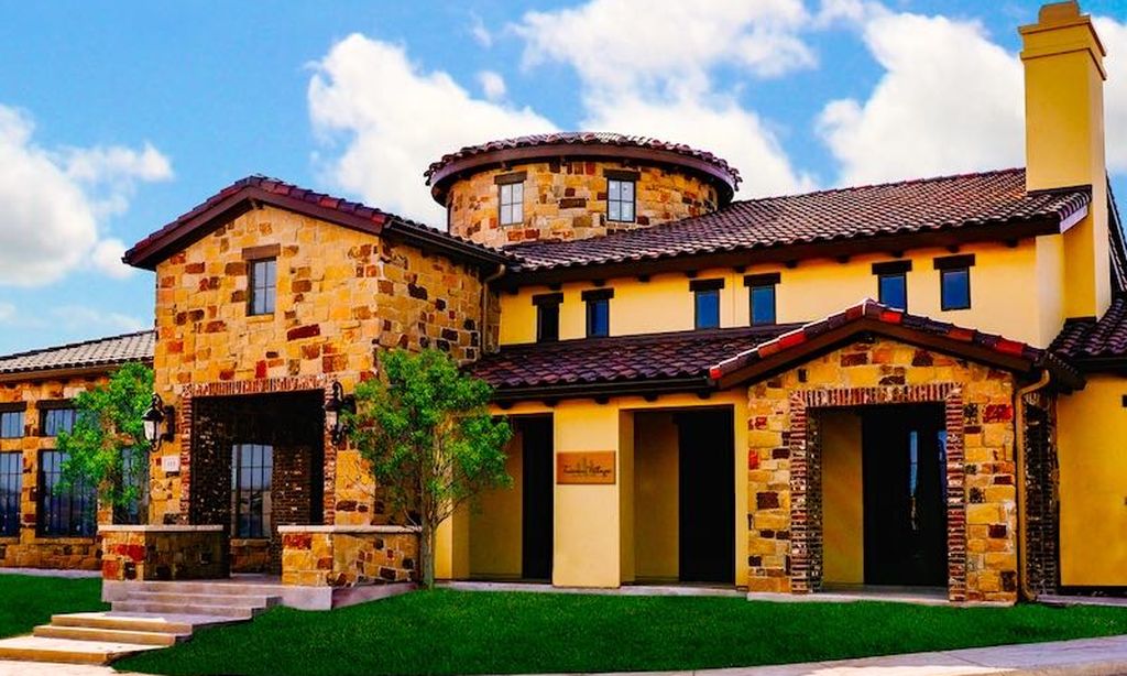 Tuscan Village community photo 1
