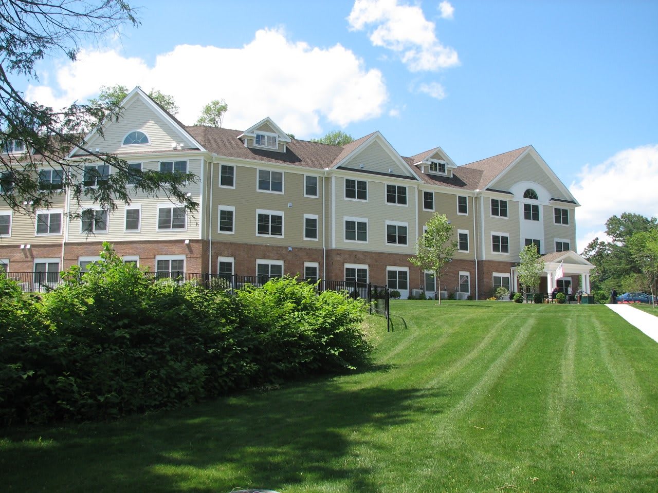 Wilton Commons community photo 1