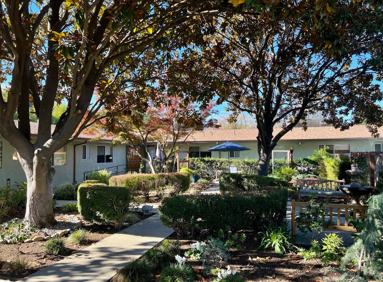 Palm Villas Los Gatos community photo 1