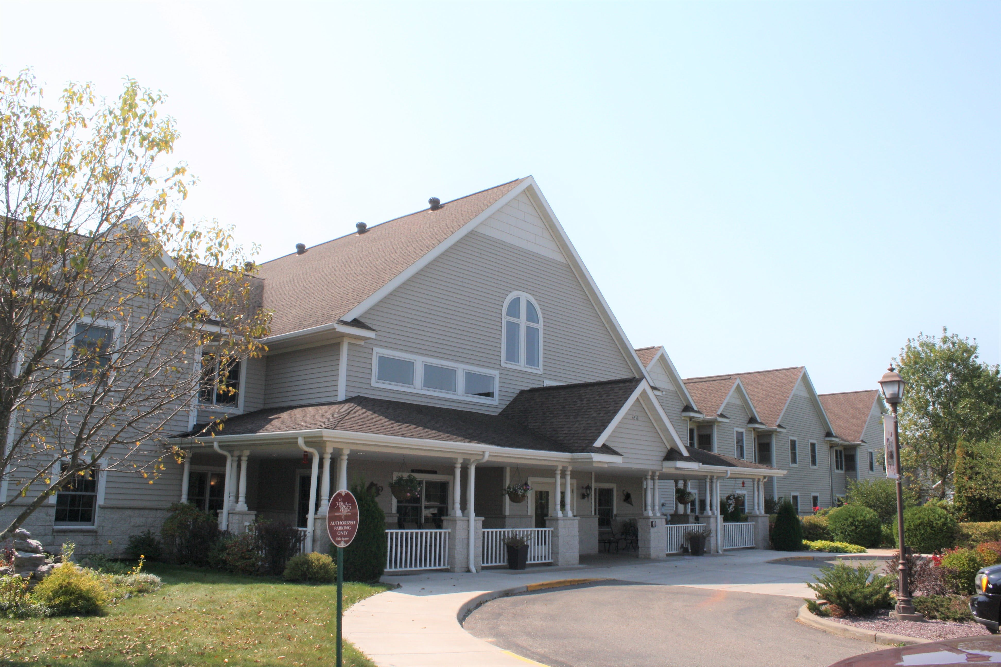 HeatherWood Assisted Living and Memory Care community photo 2