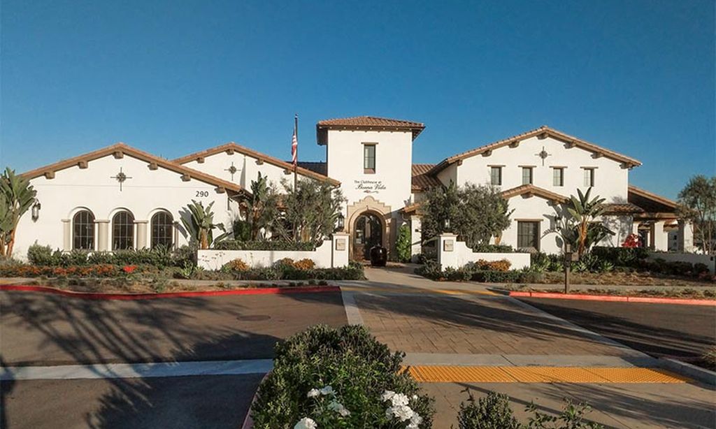 Buena Vida at La Floresta community photo 1