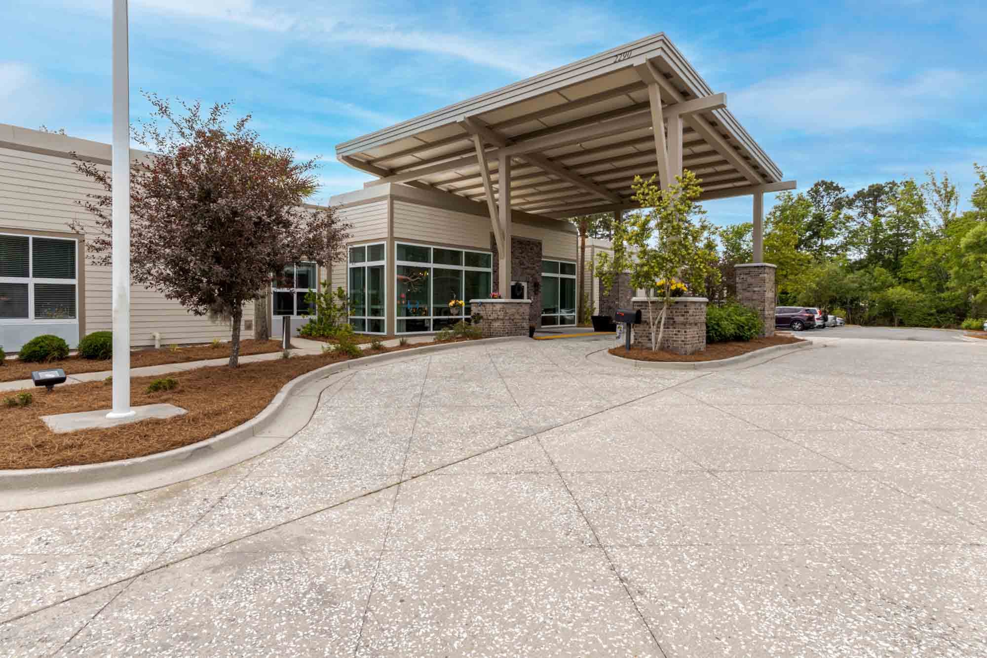Ashley Gardens Transitional Assisted Living and Memory Care community photo 1