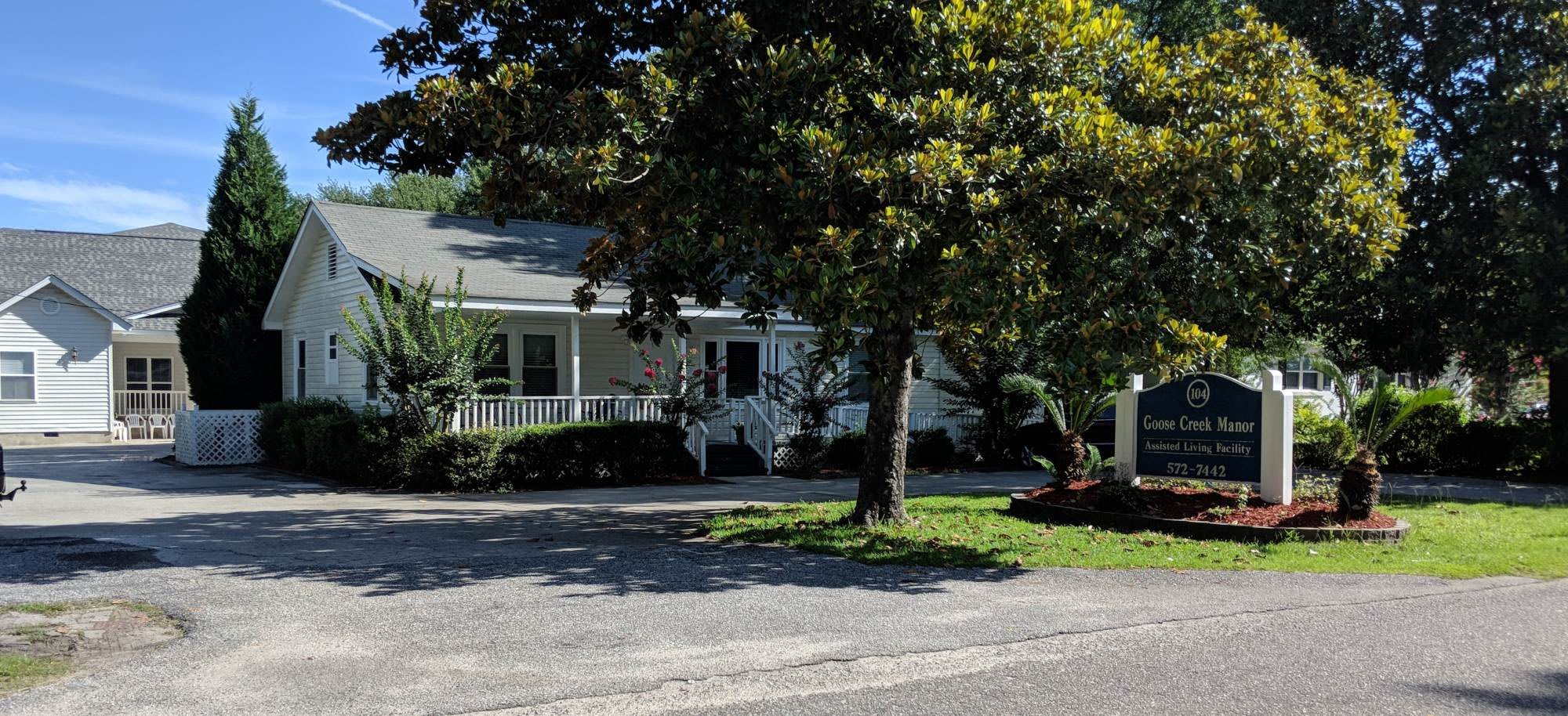 Goose Creek Manor community photo 1