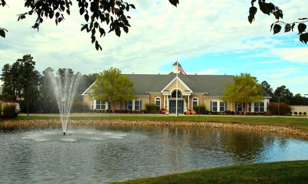 Lennar at Lake Ridge community photo 1