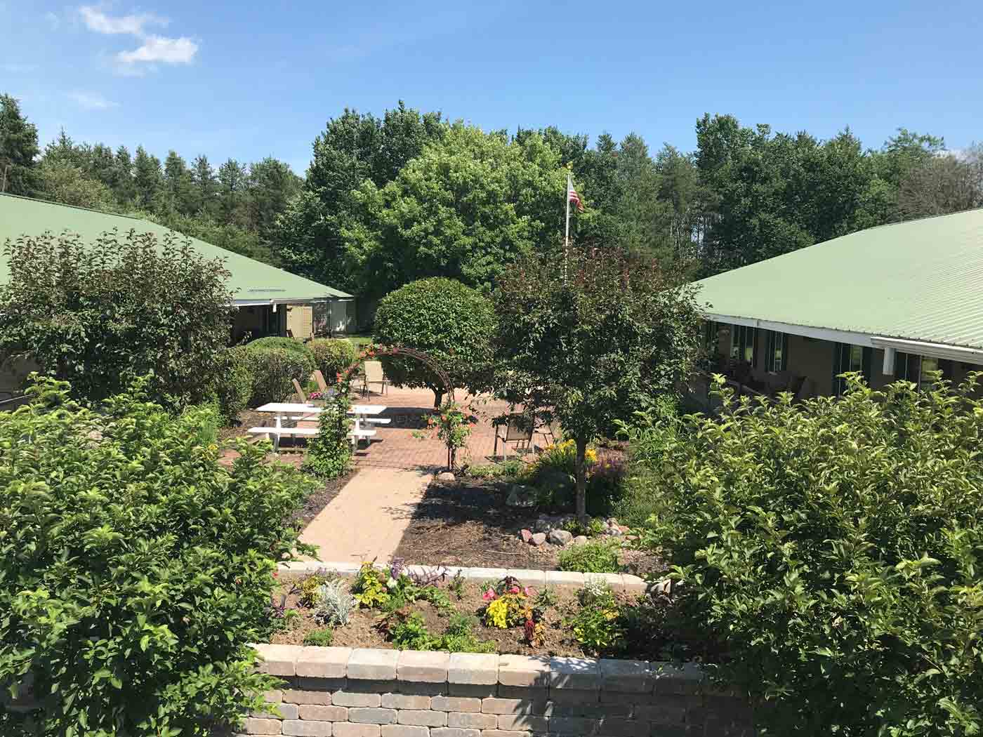 Cedar Creek Manor community photo 1