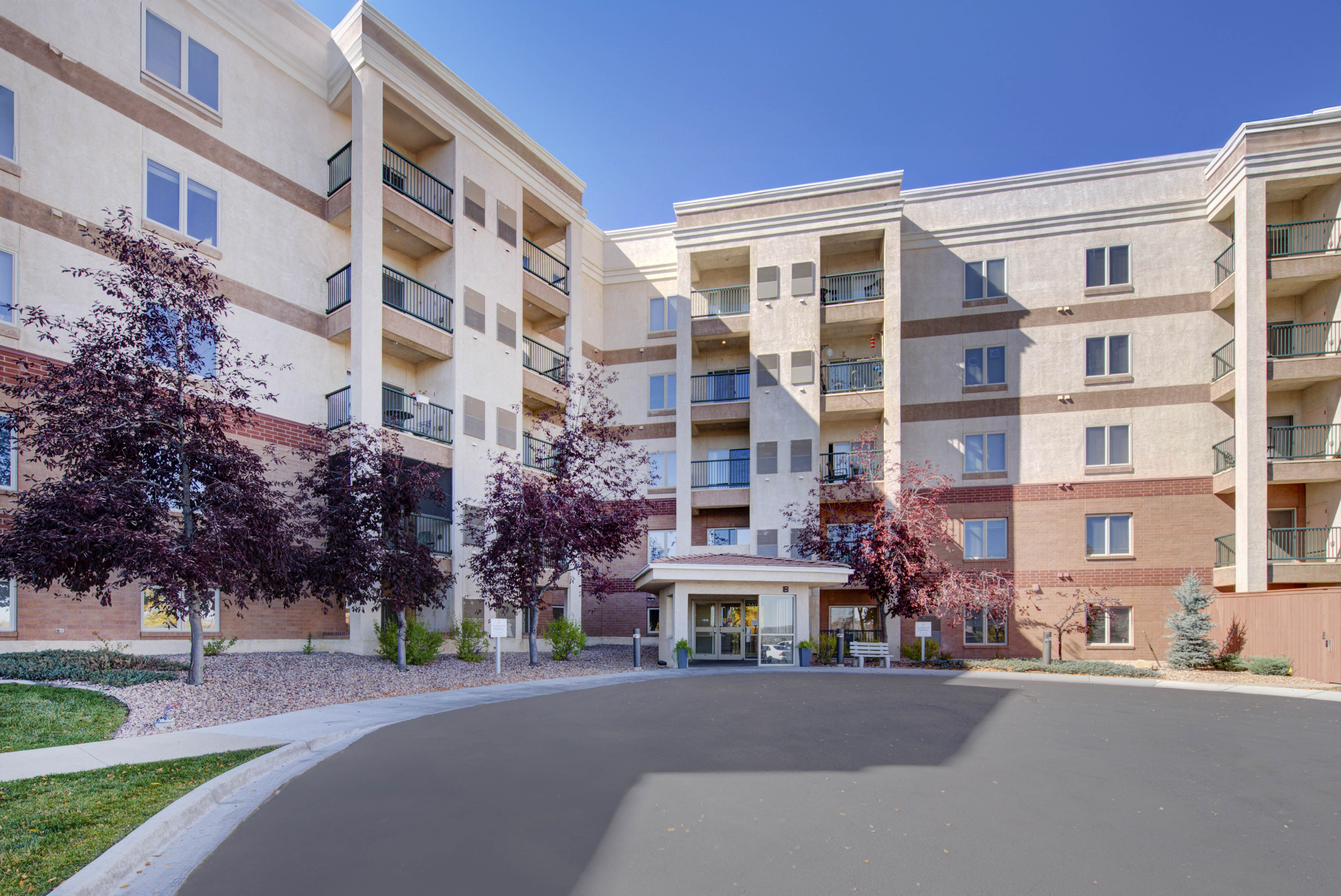 Brookdale Skyline community photo 1