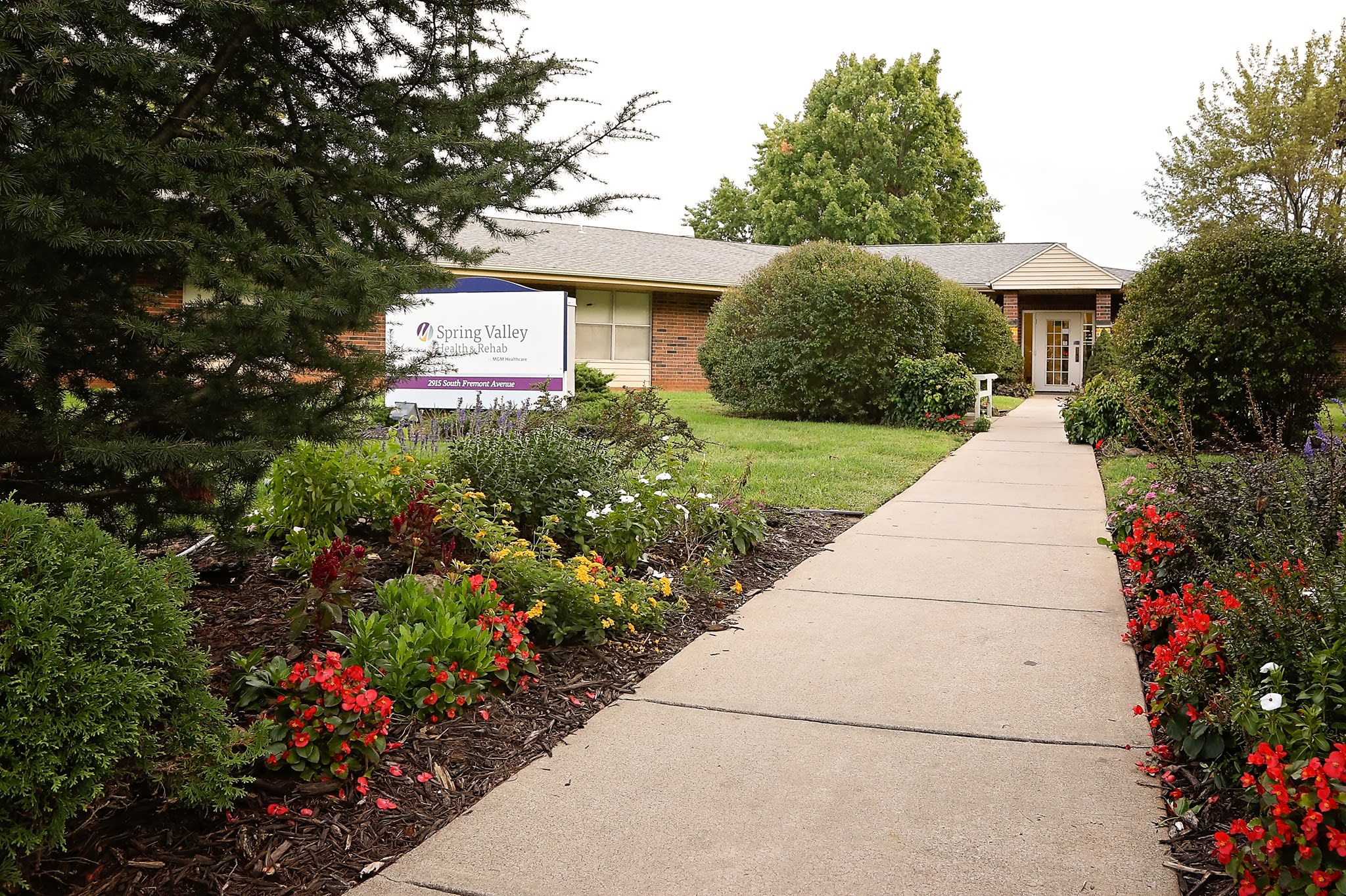 Spring Valley Assisted Living community photo 1