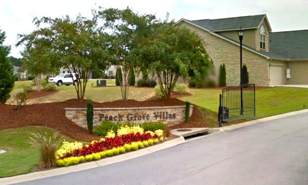 Peach Grove Villas community photo 1