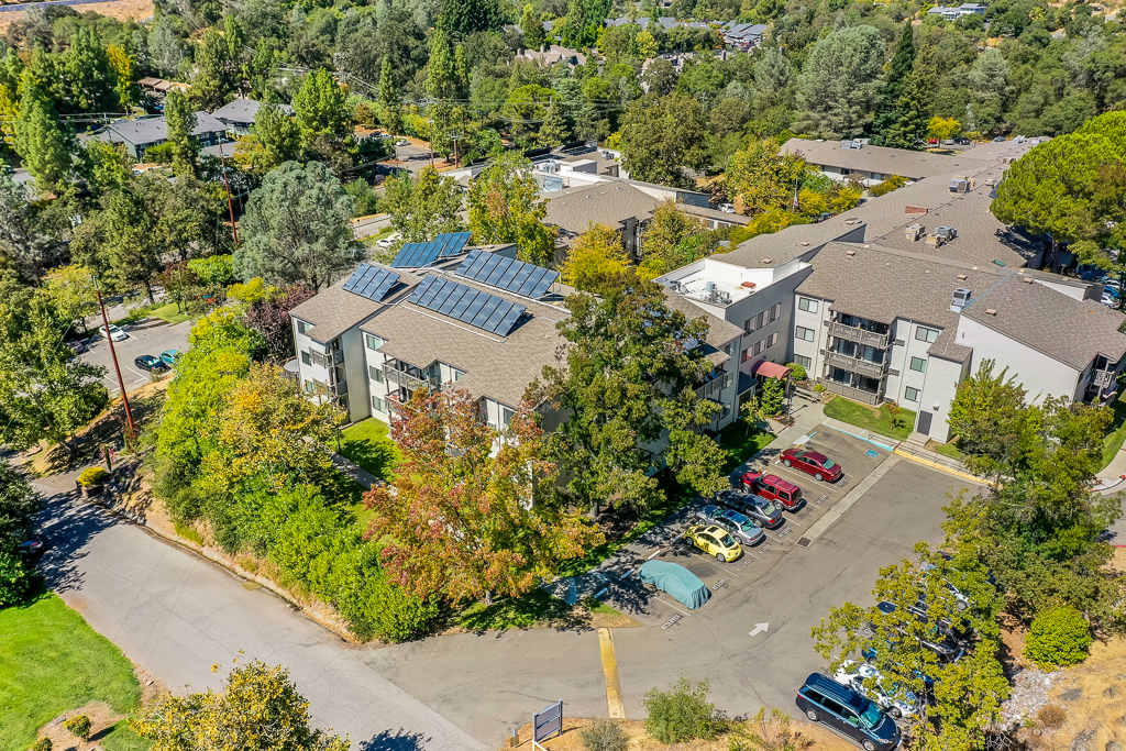 Auburn Ravine Terrace Assisted Living community photo 1