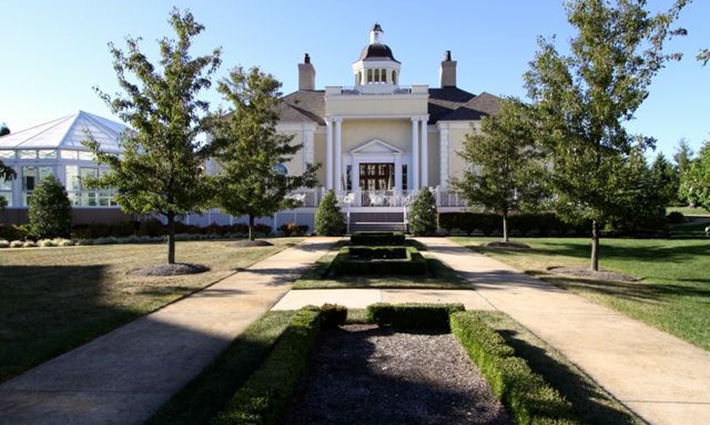 The Monmouth community photo 1