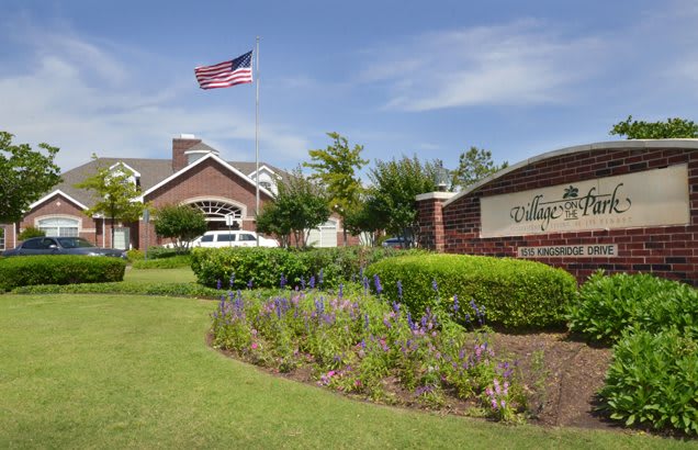 Village on the Park Oklahoma City community photo 1