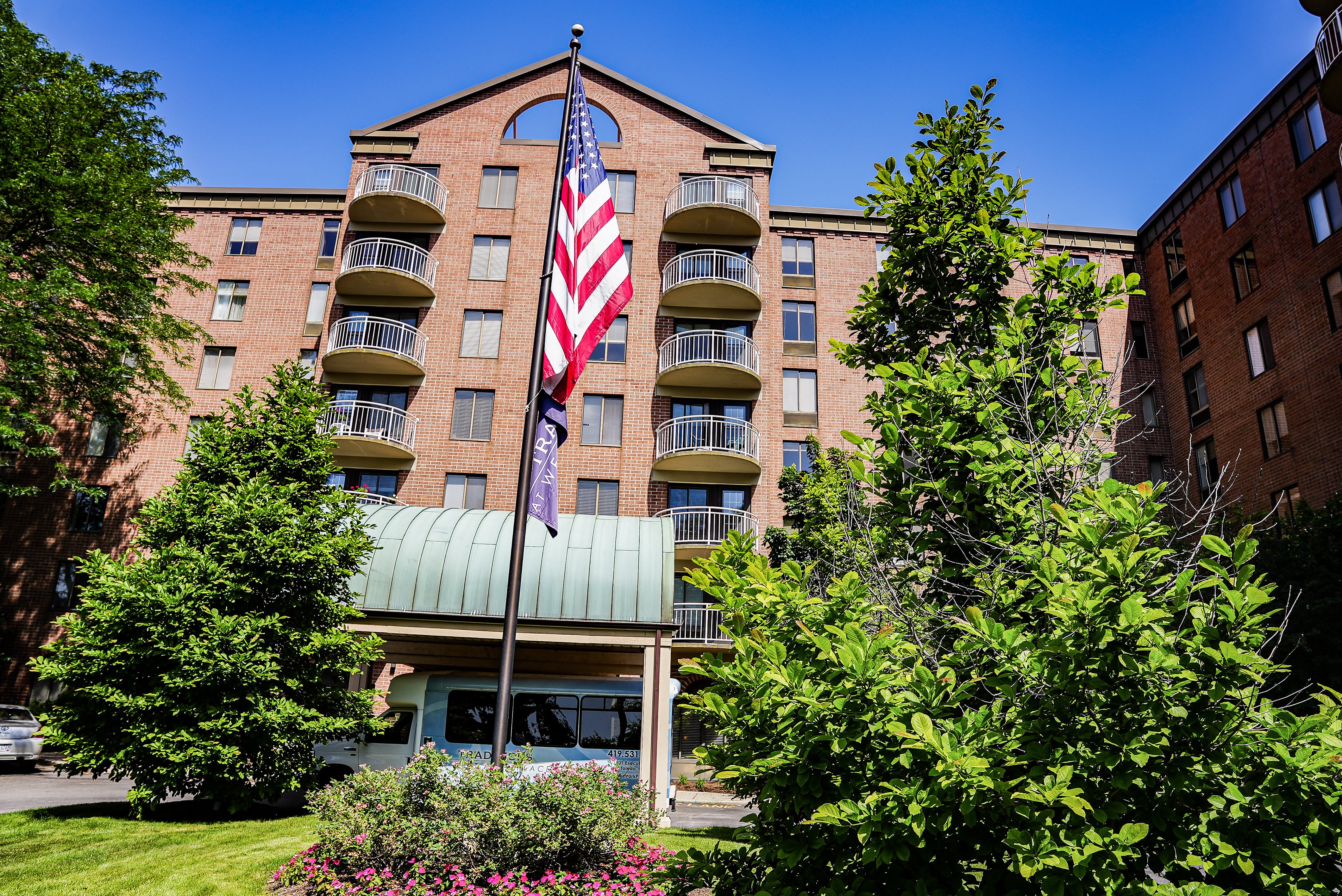 Glass Peaks Senior Living community photo 1
