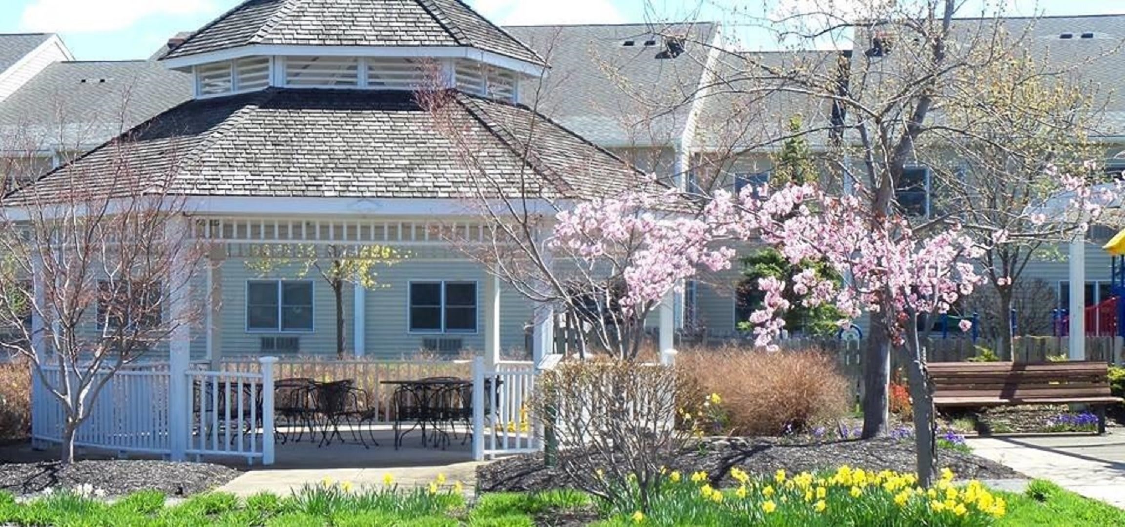 Weinberg Campus community photo 1