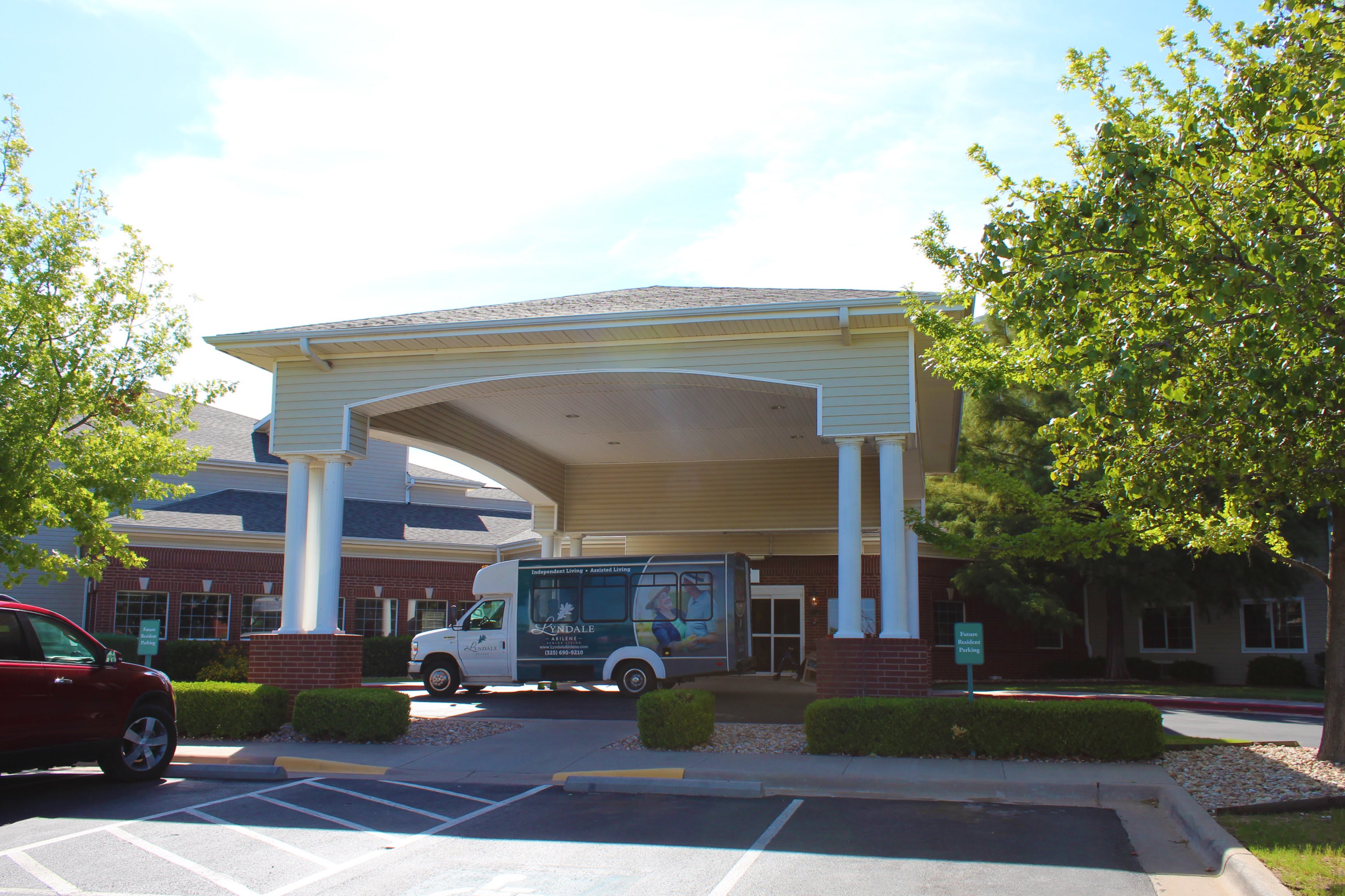 Lyndale Abilene Senior Living community photo 1