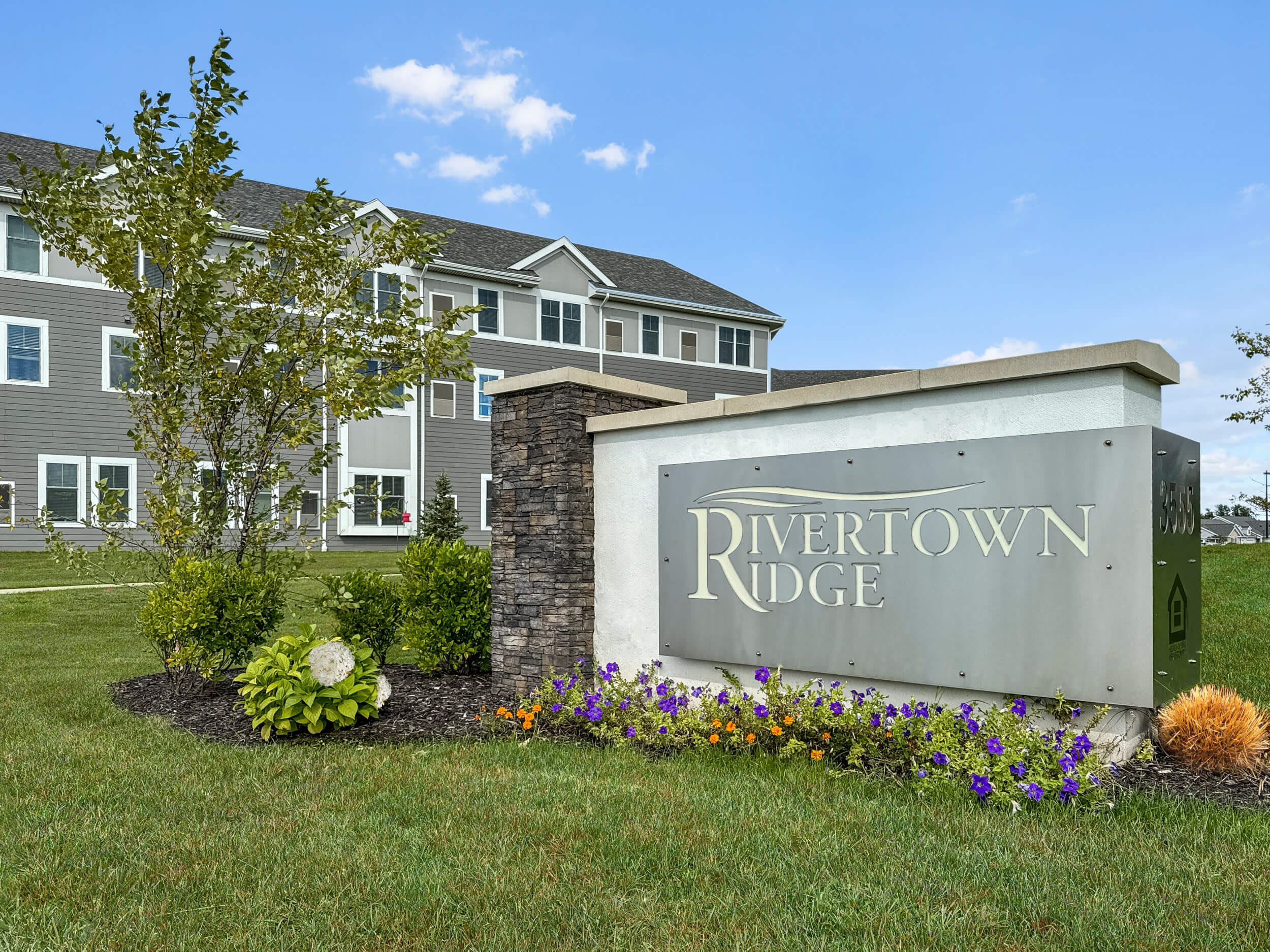 Rivertown Ridge community photo 1