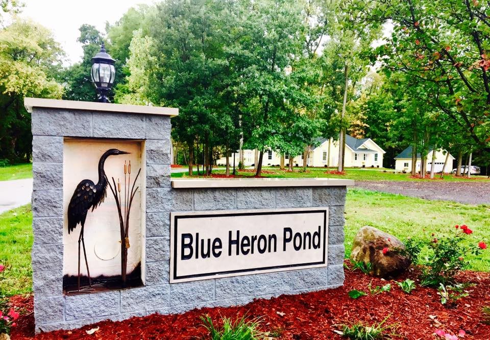 Blue Heron Pond community photo 1