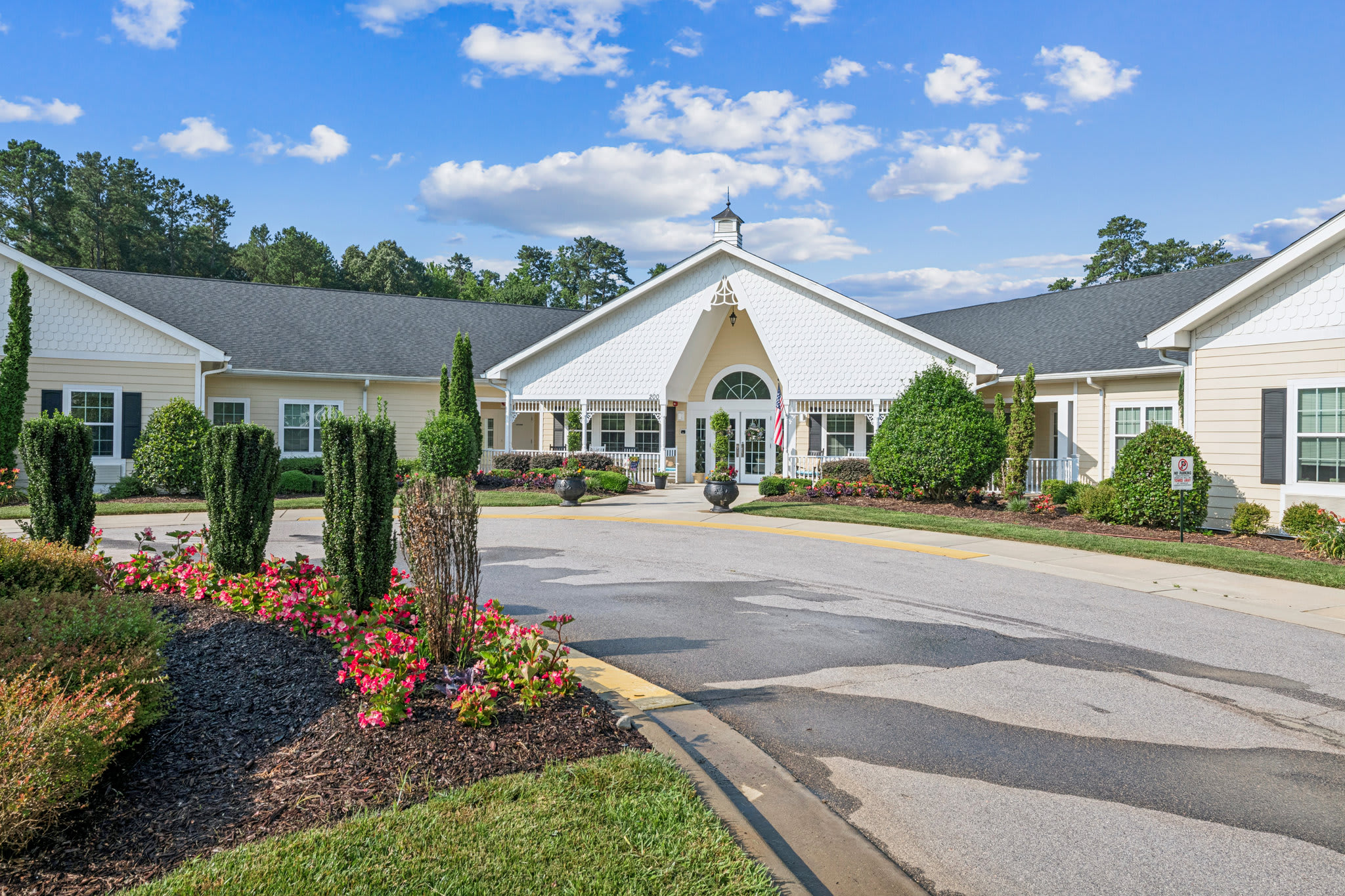 Cadence at Garner by Cogir community photo 1