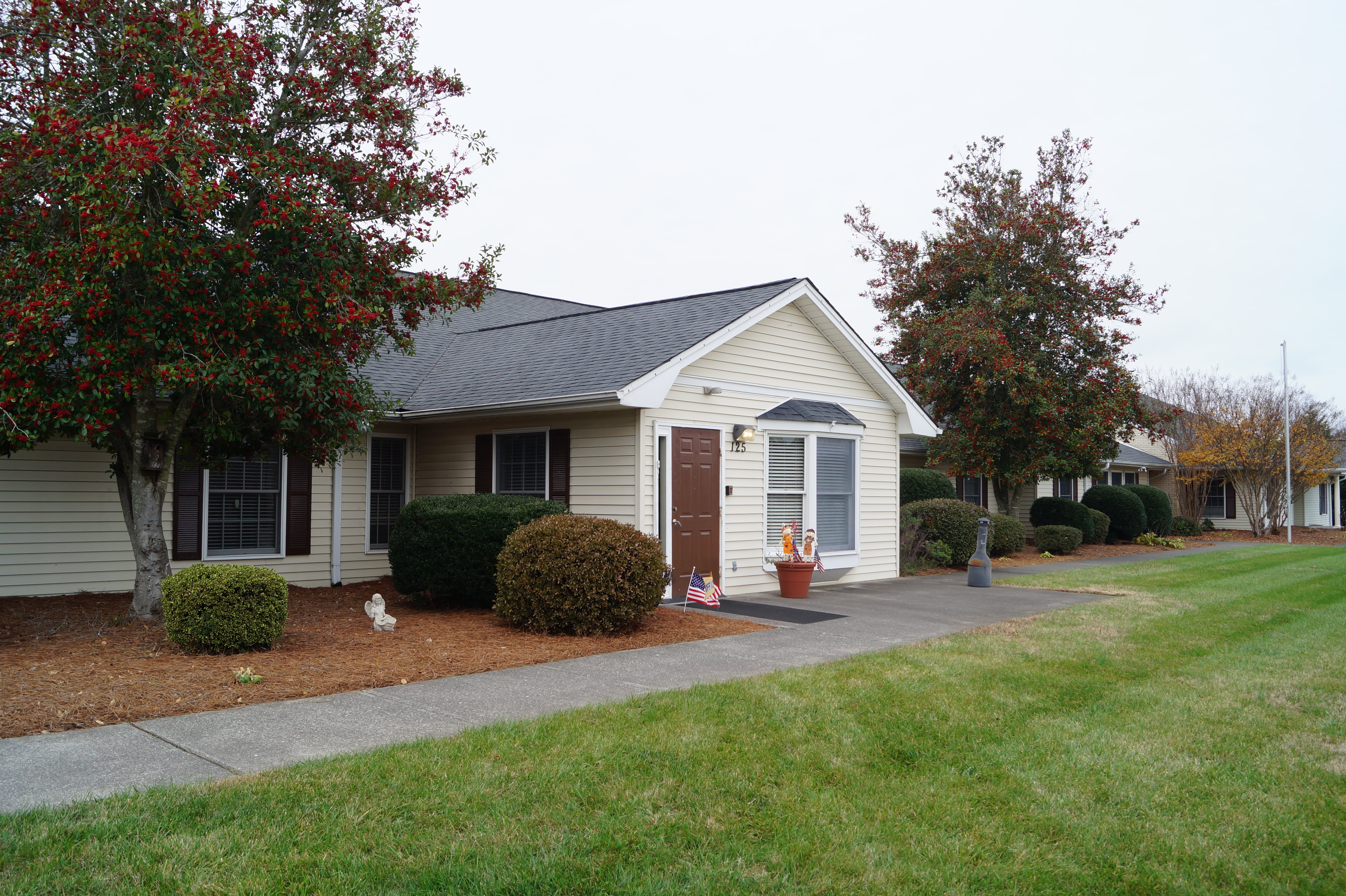 Rose Tara Senior Living community photo 1