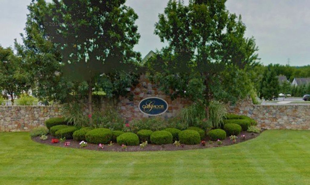 Glenmoor community photo 1