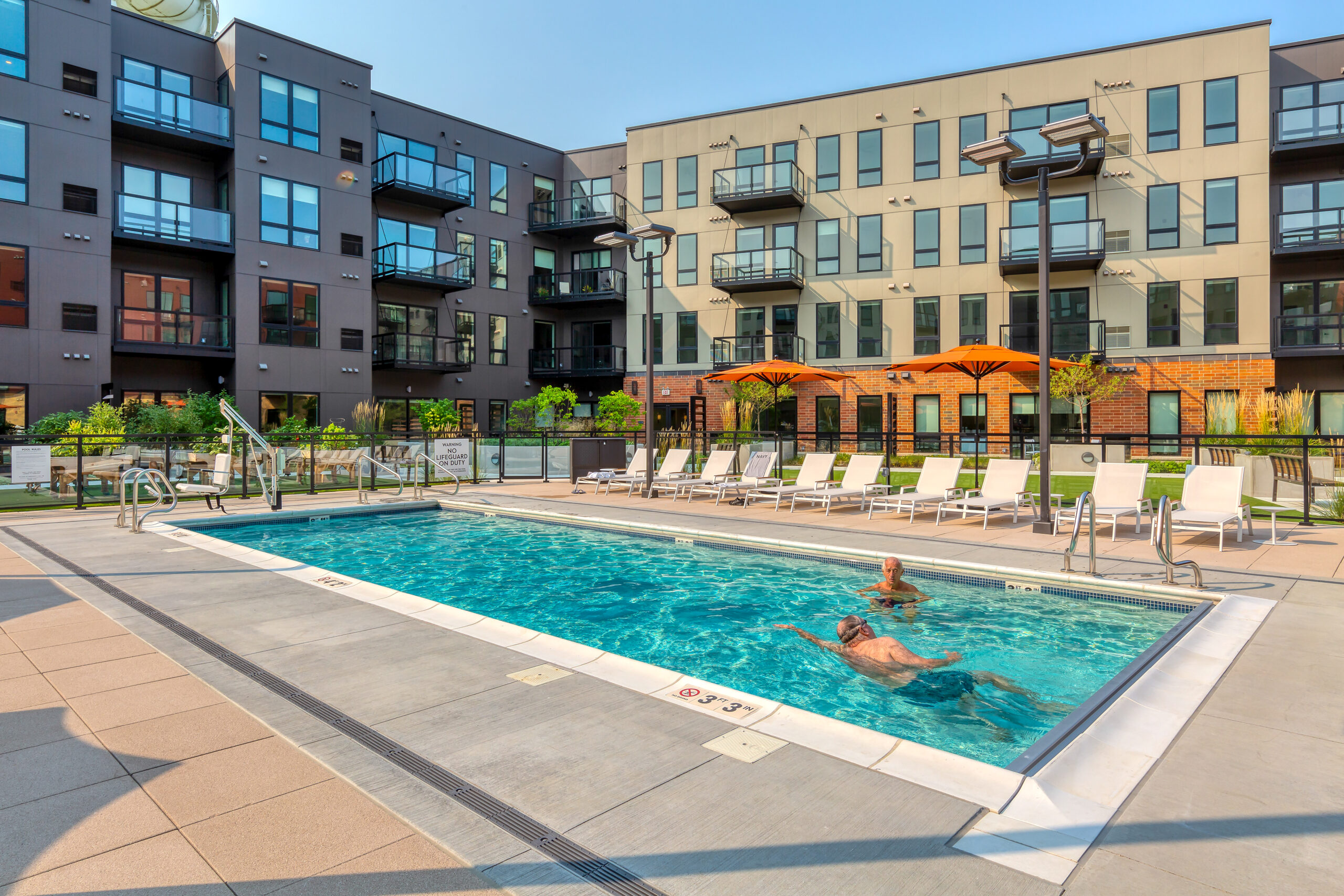Avidor Glenview community photo 1