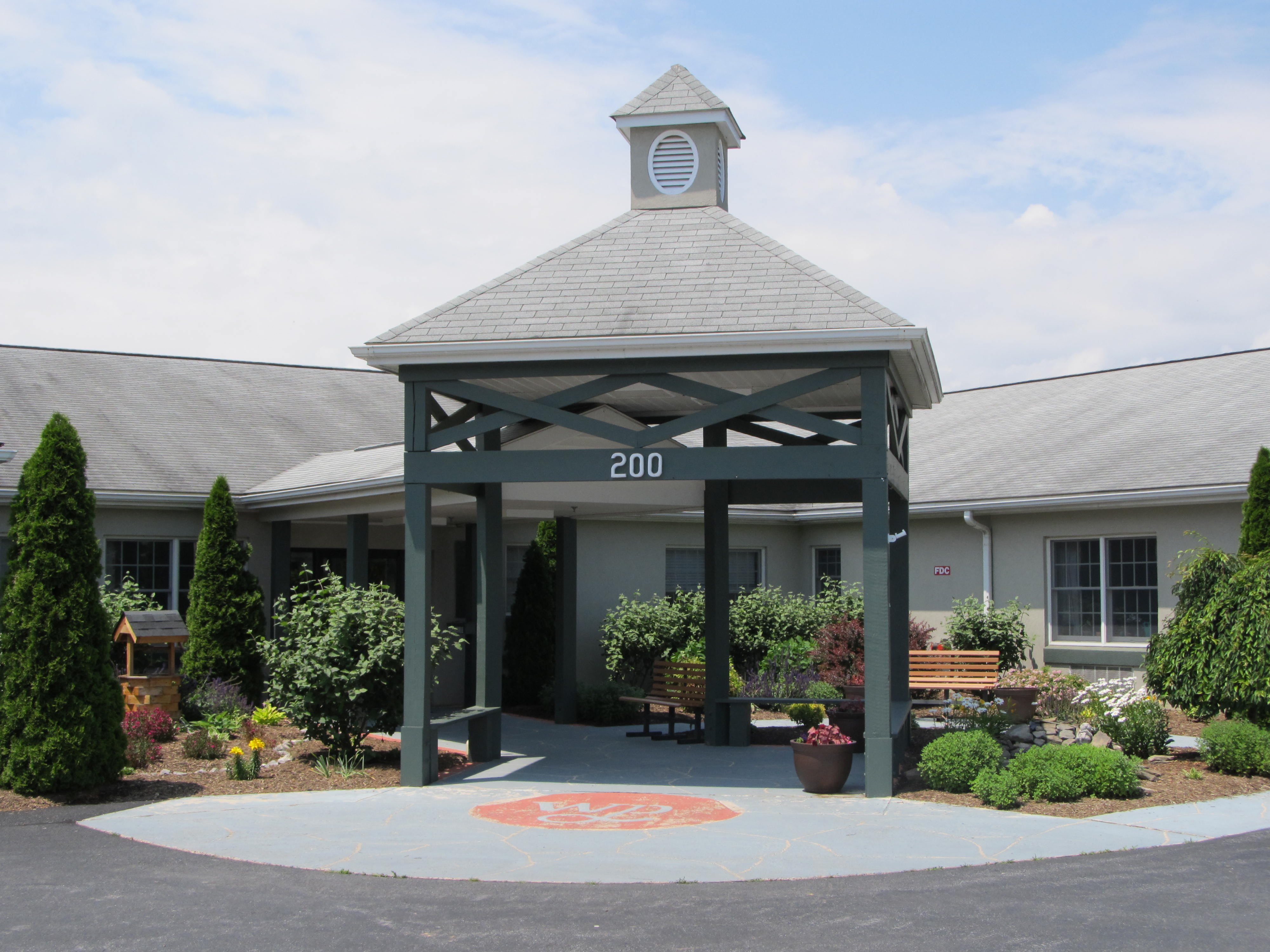 Whispering Pines community photo 1