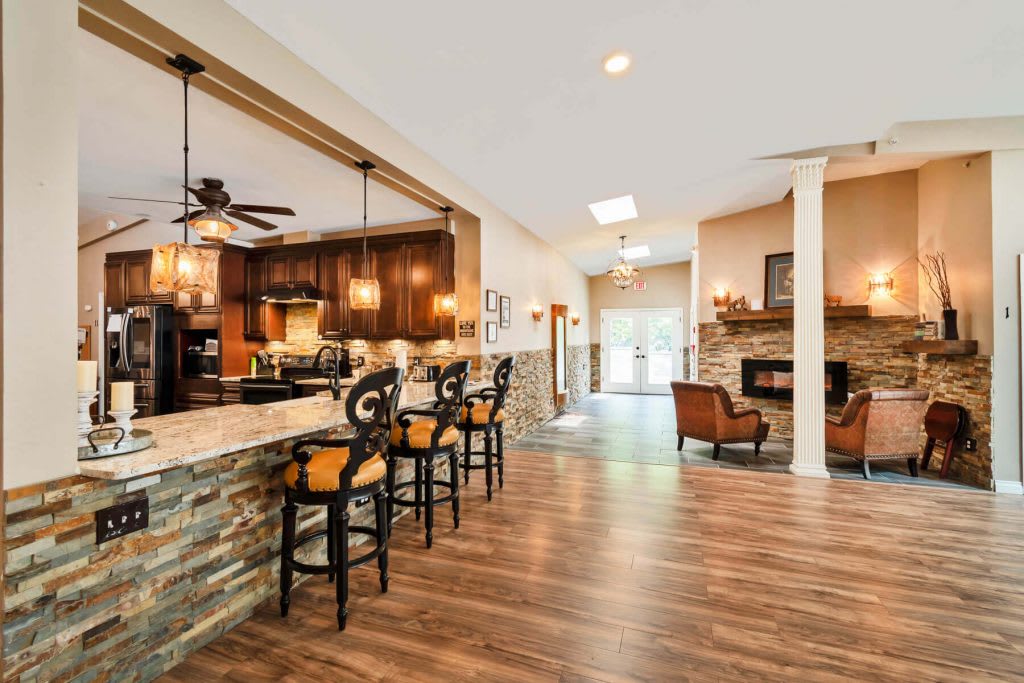 Jewell Estates Assisted Living community photo 1
