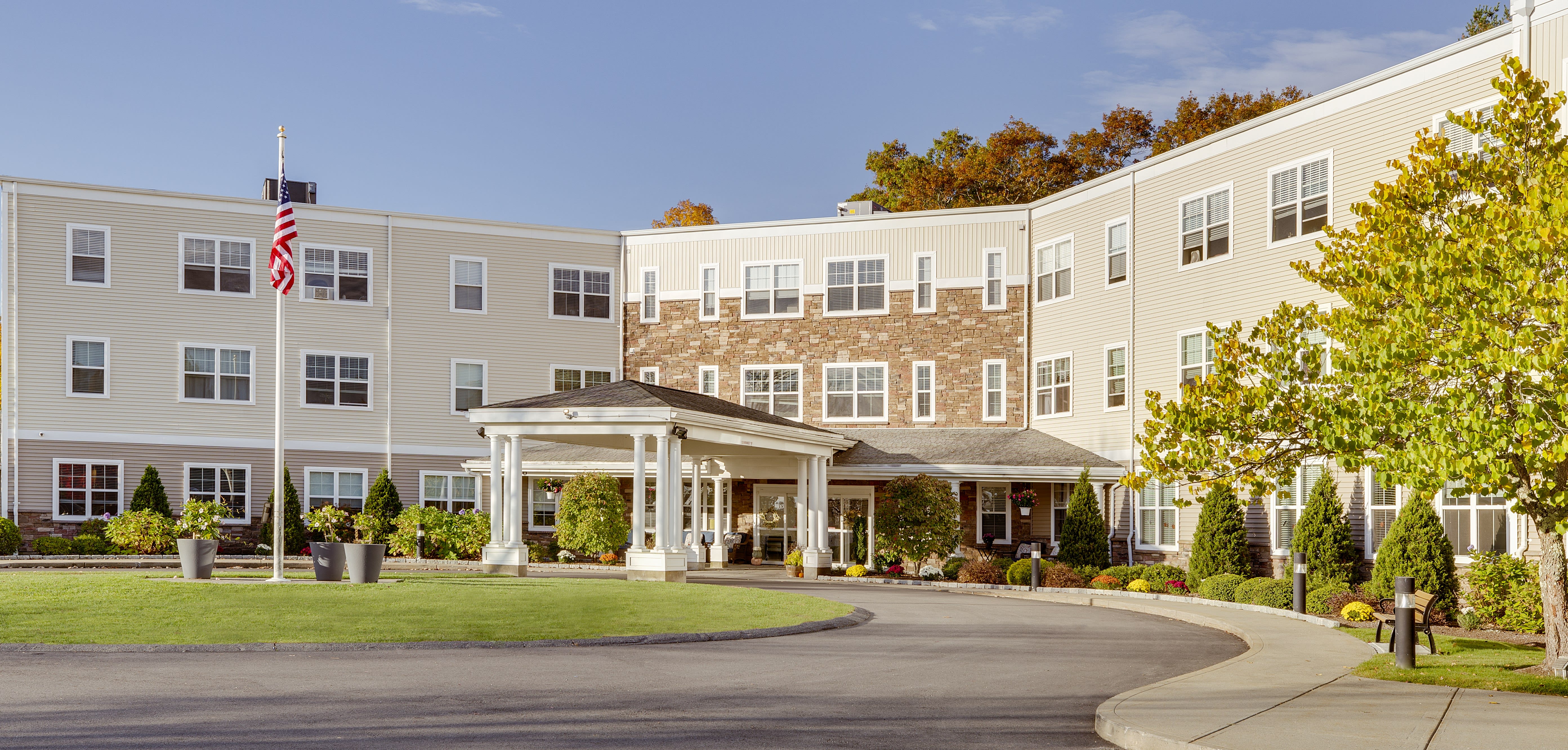 The Residence at Great Woods community photo 1