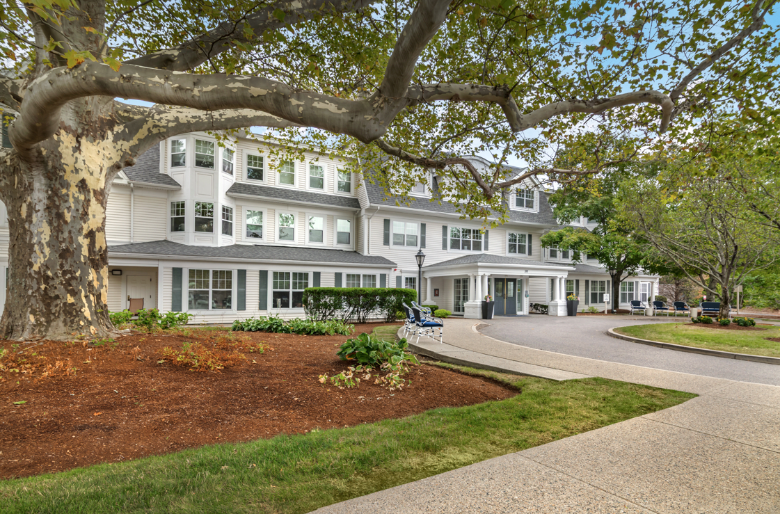 Charter Senior Living of Dedham community photo 1