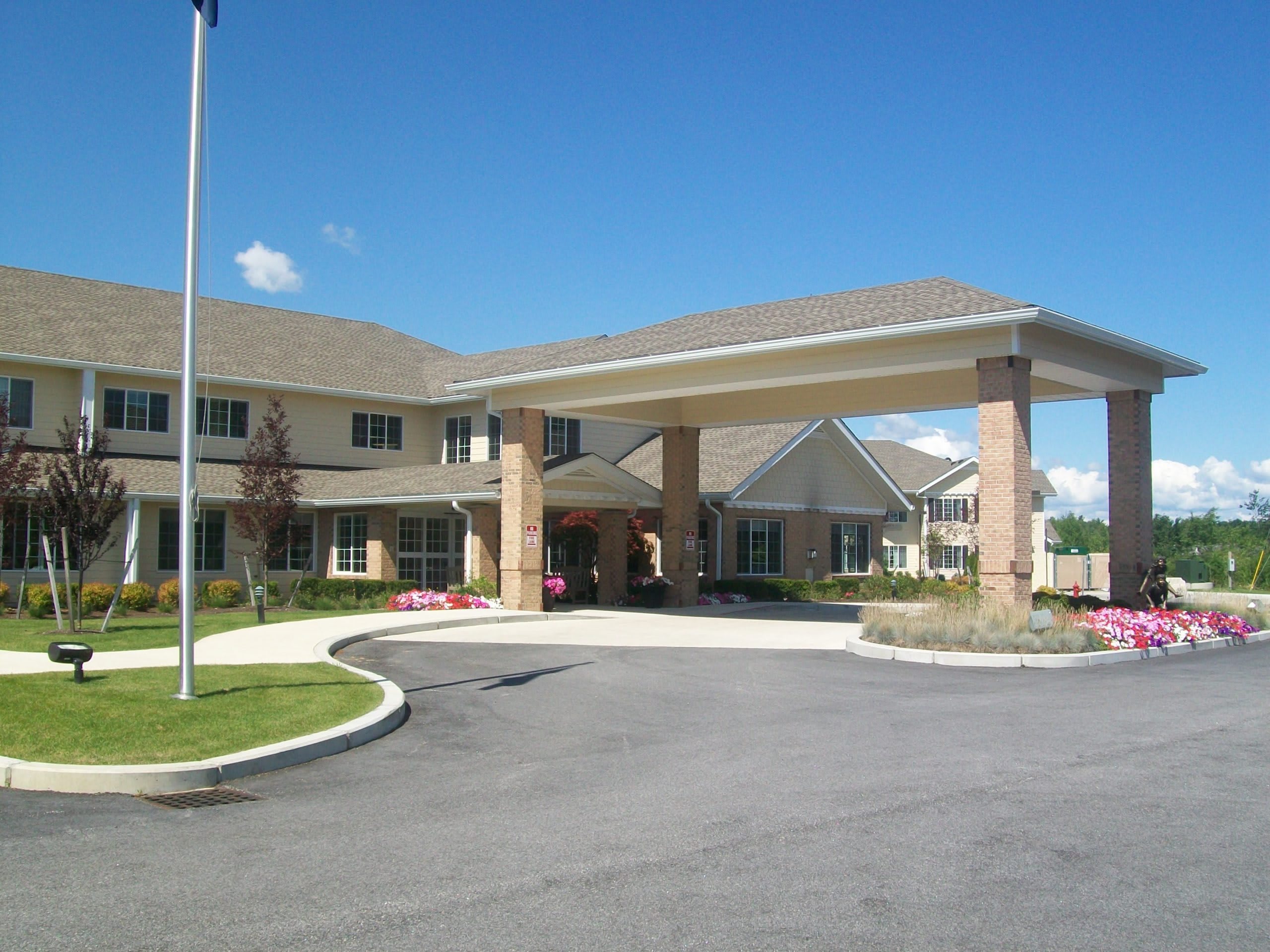 Winterberry Heights Senior Living community photo 1