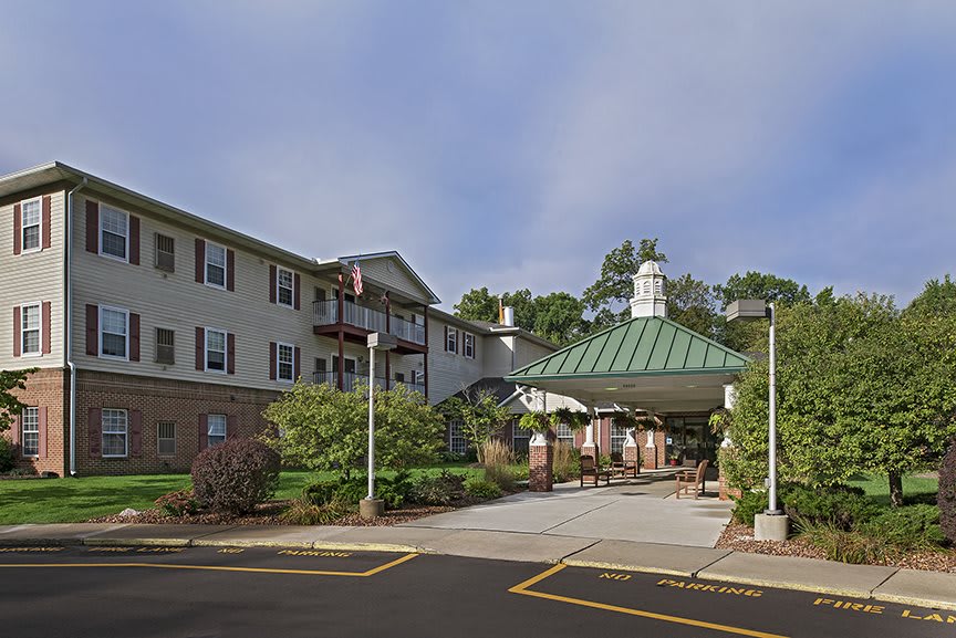 American House Riverview Senior Living community photo 1