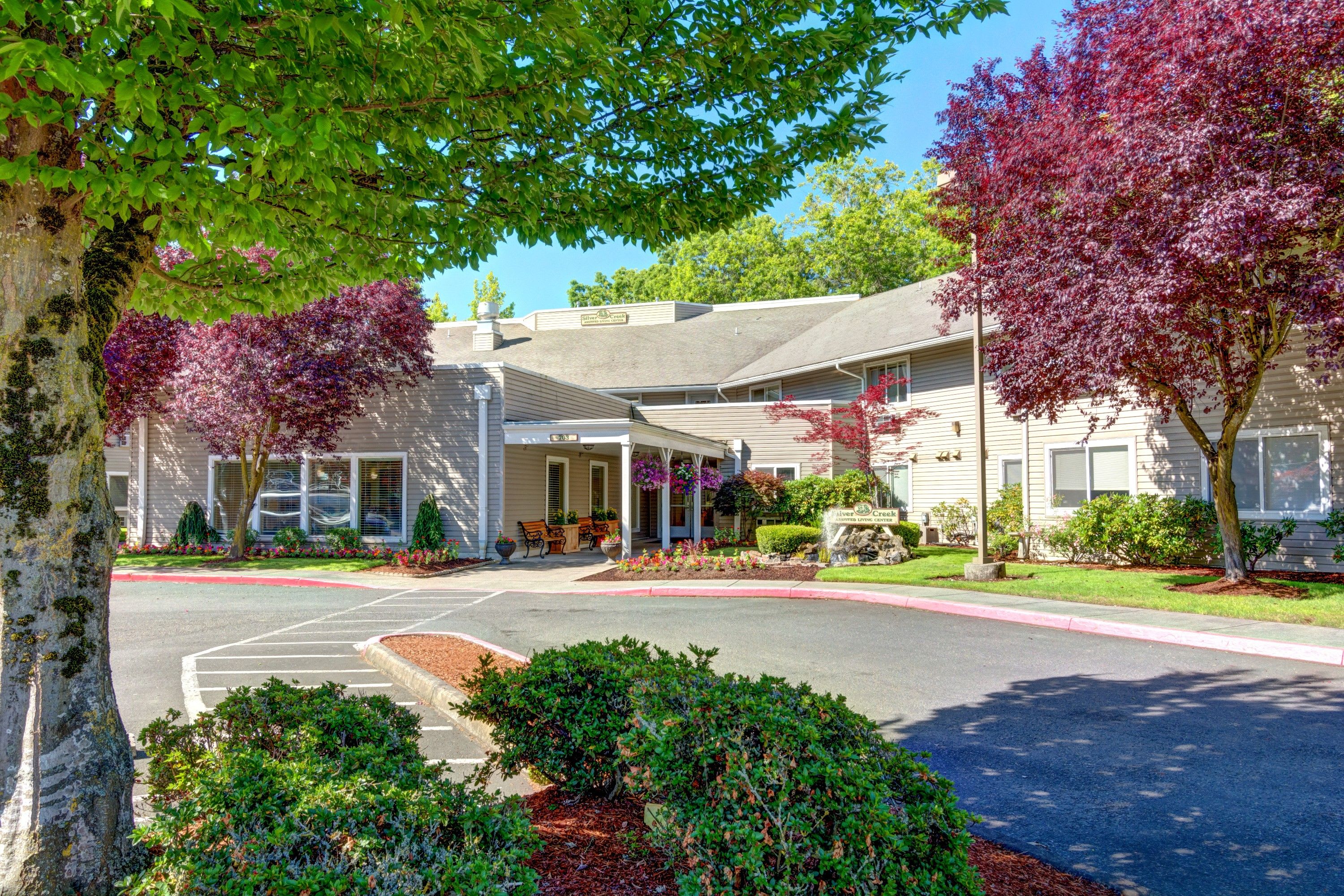 Silver Creek Senior Living community photo 1