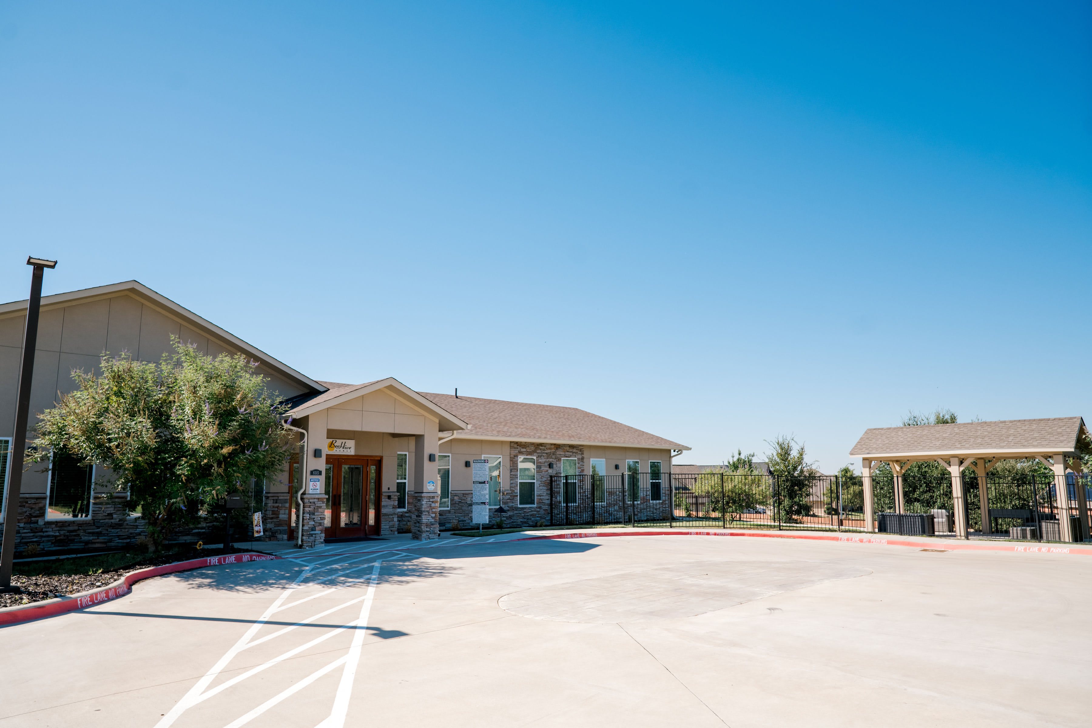 BeeHive Homes of Rowlett Memory Care community photo 1