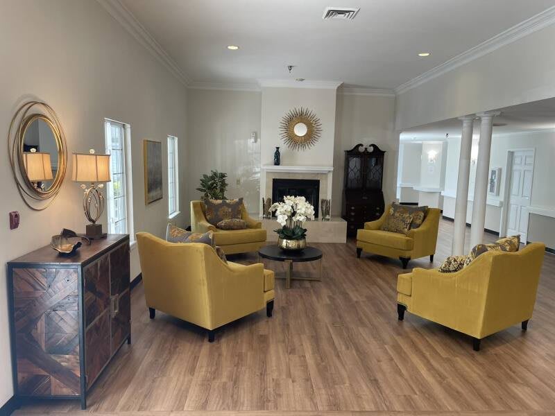 Cooper River Assisted Living community photo 1