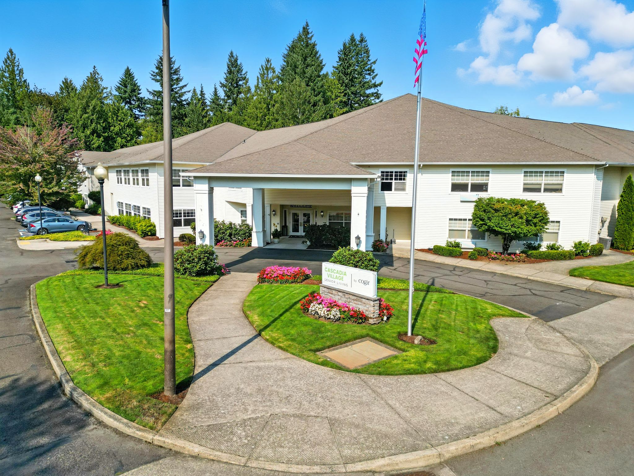 Cascadia Village Senior Living by Cogir community photo 1
