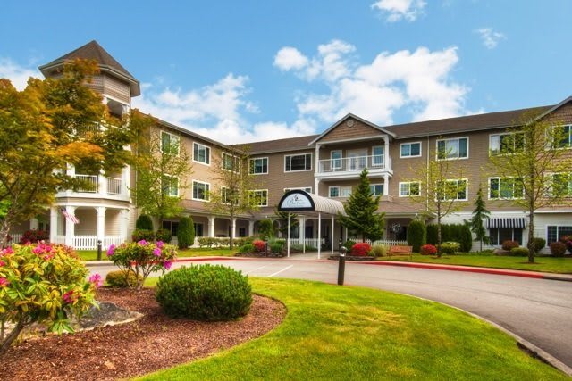 Bay Pointe by Cogir community photo 1
