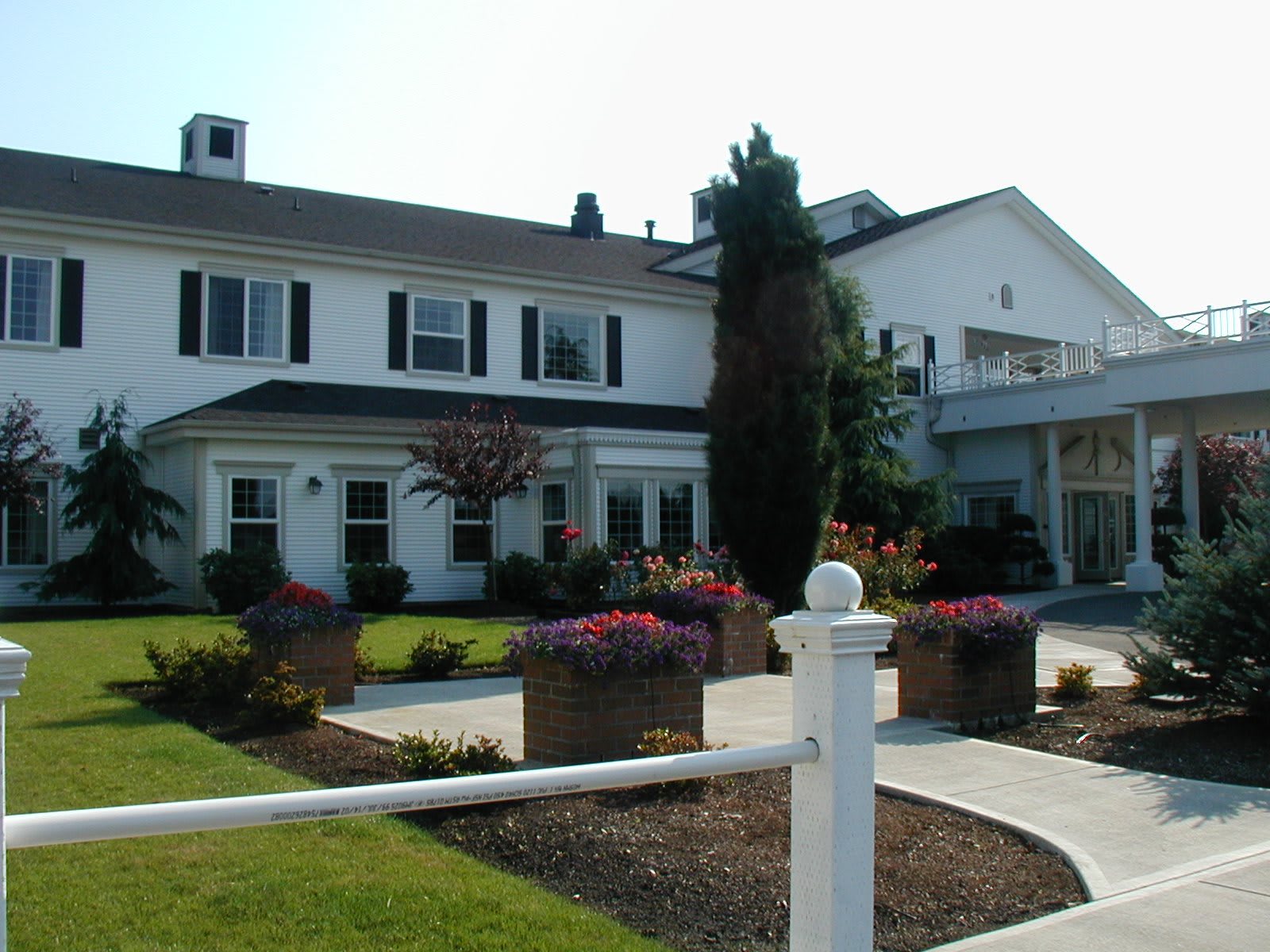Stillwaters Colonial Residence community photo 1