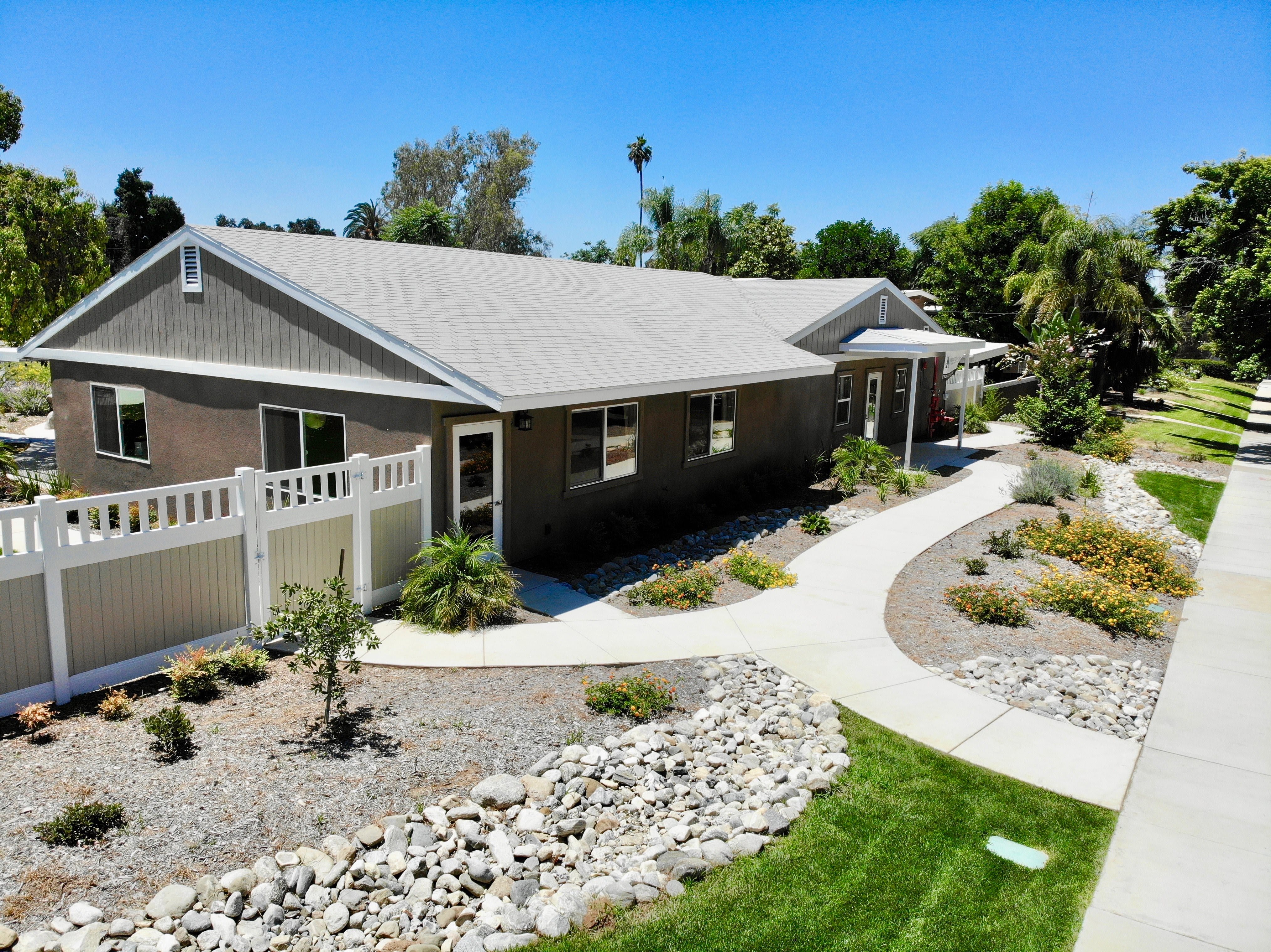 Silver Leaf Senior Living community photo 1