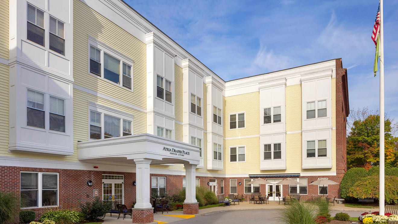 Atria Draper Place community photo 1