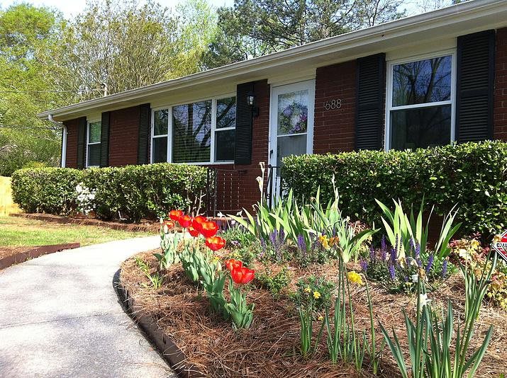 Kosta at Smyrna LLC community photo 1